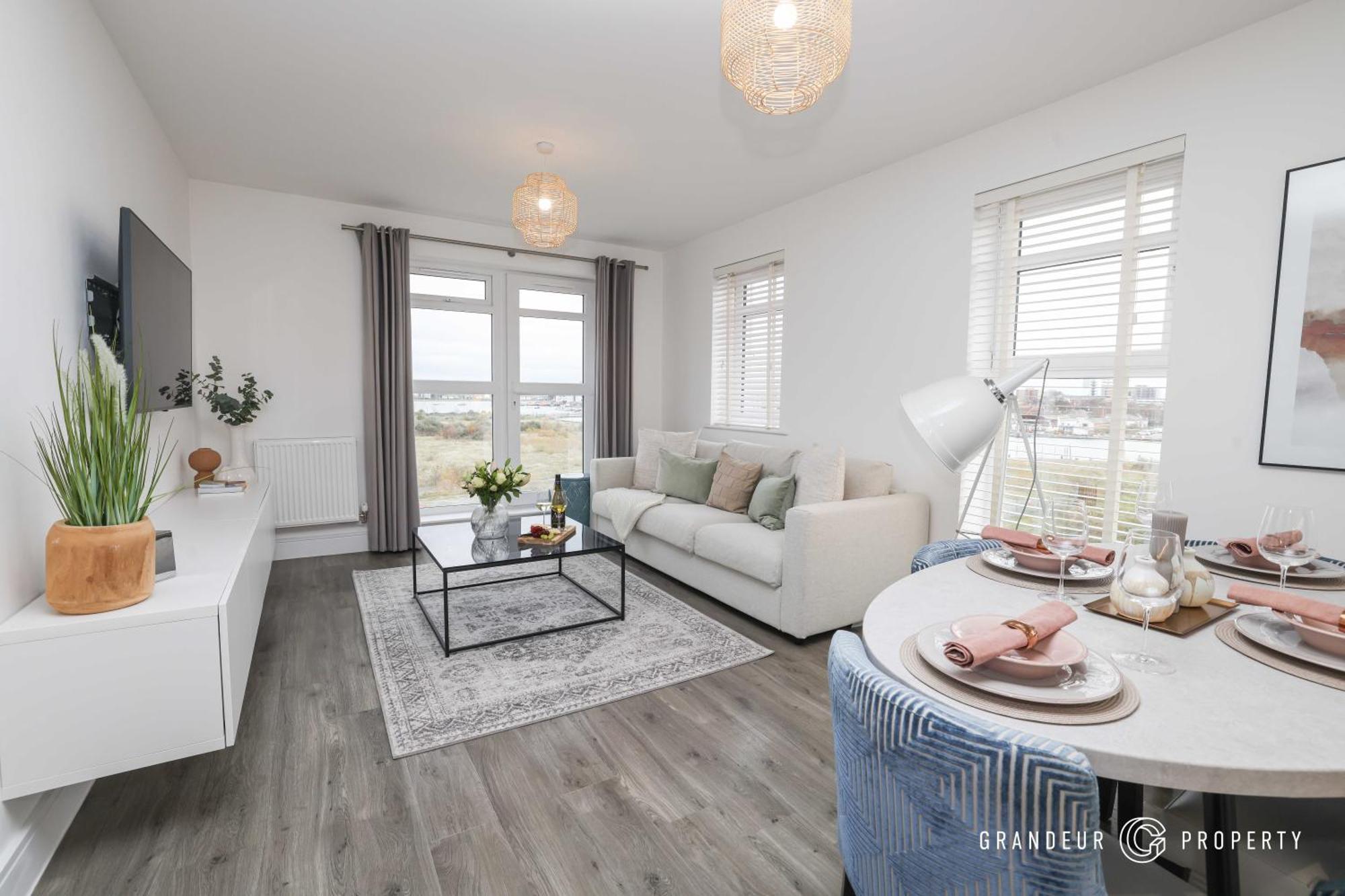 Carters Quay View By Grandeur Poole