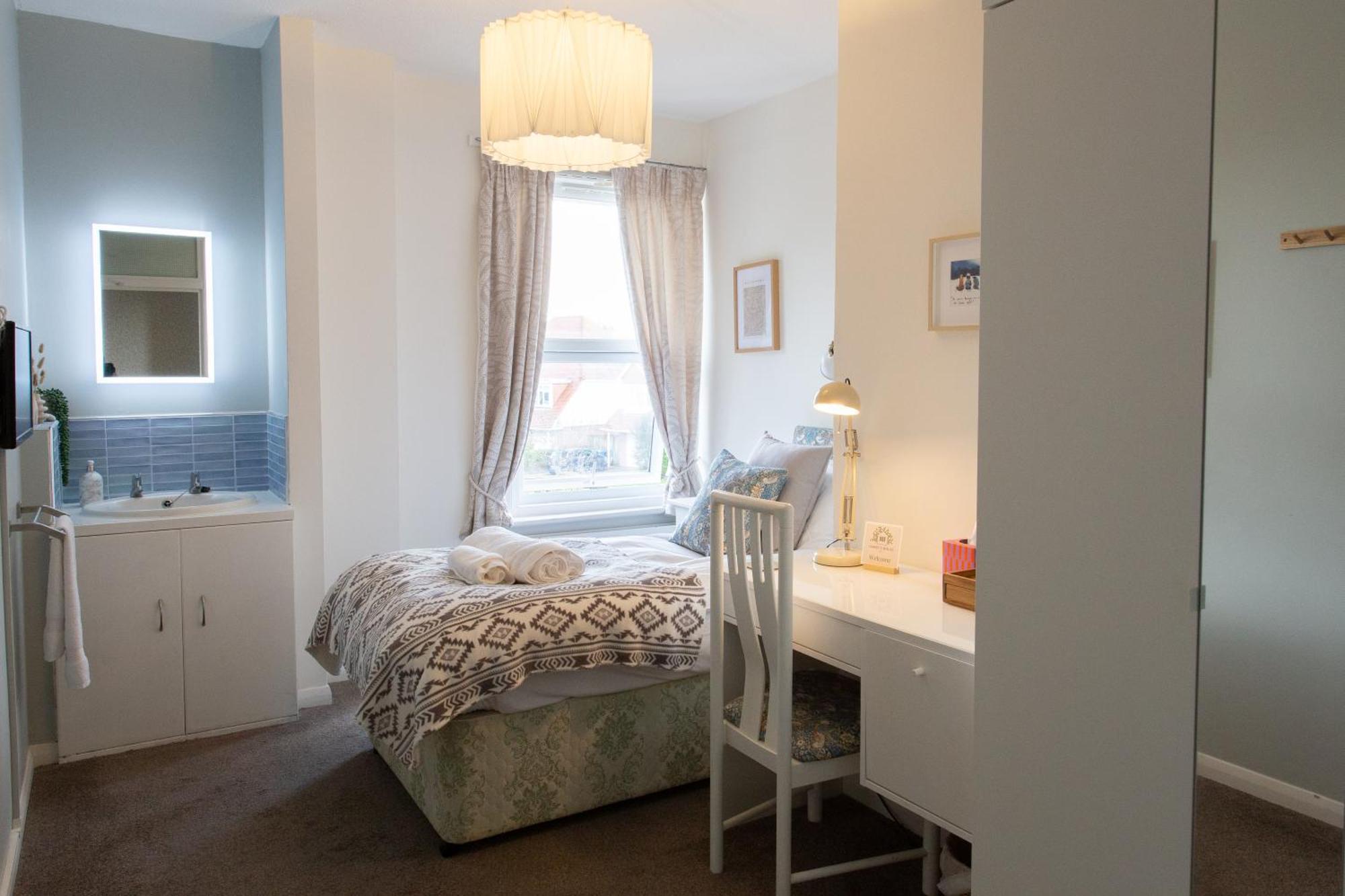 Hotel Harry's House Poole