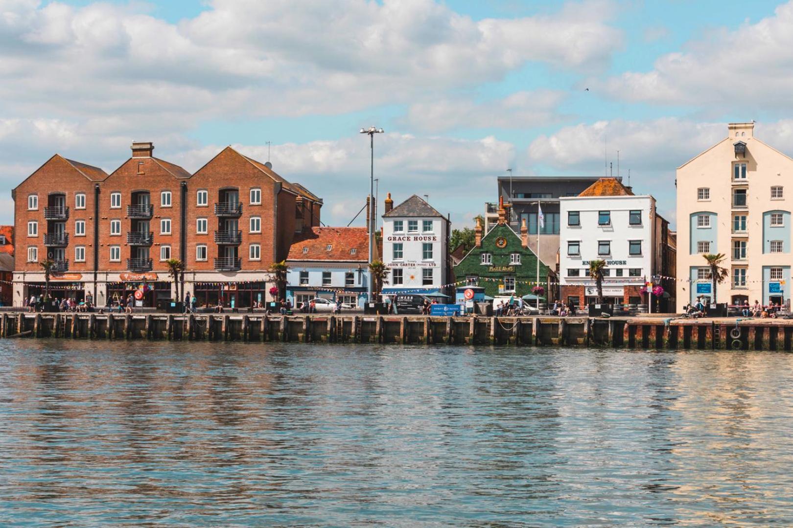 Apartment The Gables Poole, 3 Bedroom Penthouse Poole