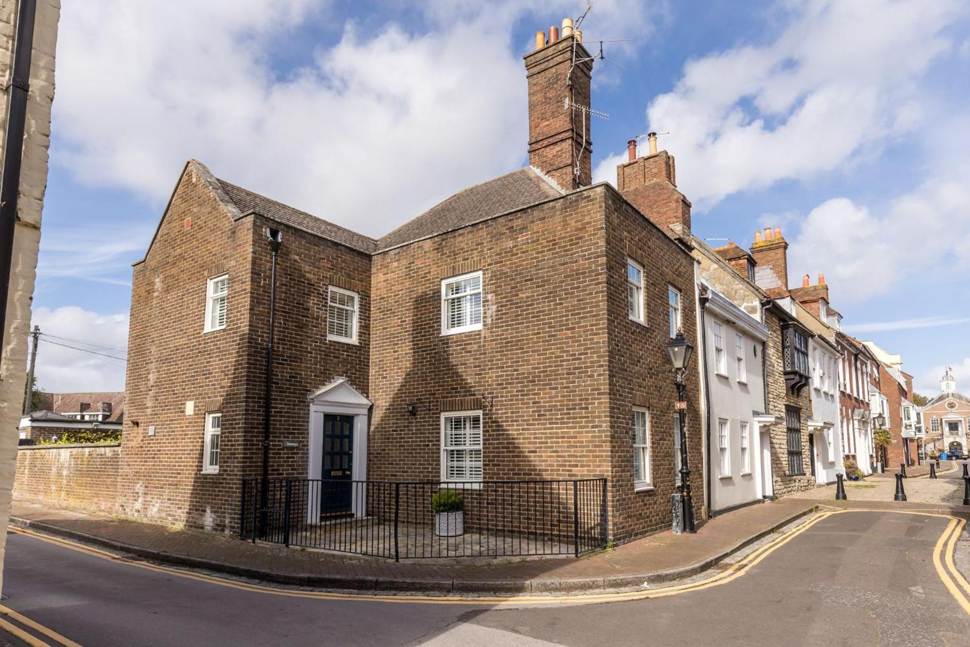 Chimneys Holiday home