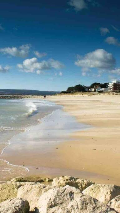 Holiday home Modern By Sandy Beach, In Vibrant Village; *