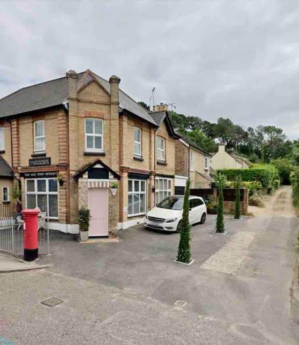 Holiday home Lilliput Hideaway 5 Mins From Sandbanks *