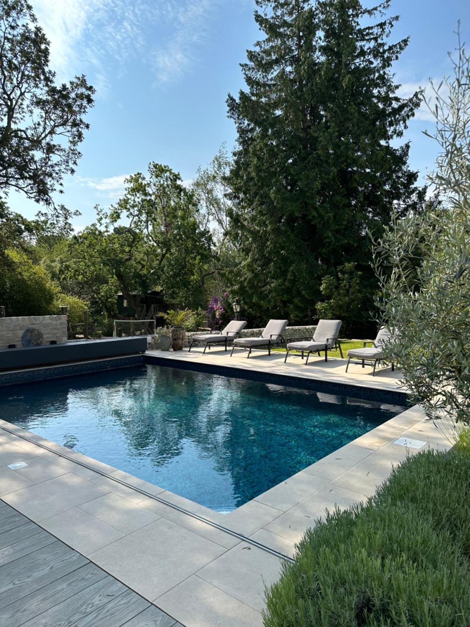 Family House -swimming Pool And Amazing Garden * Poole