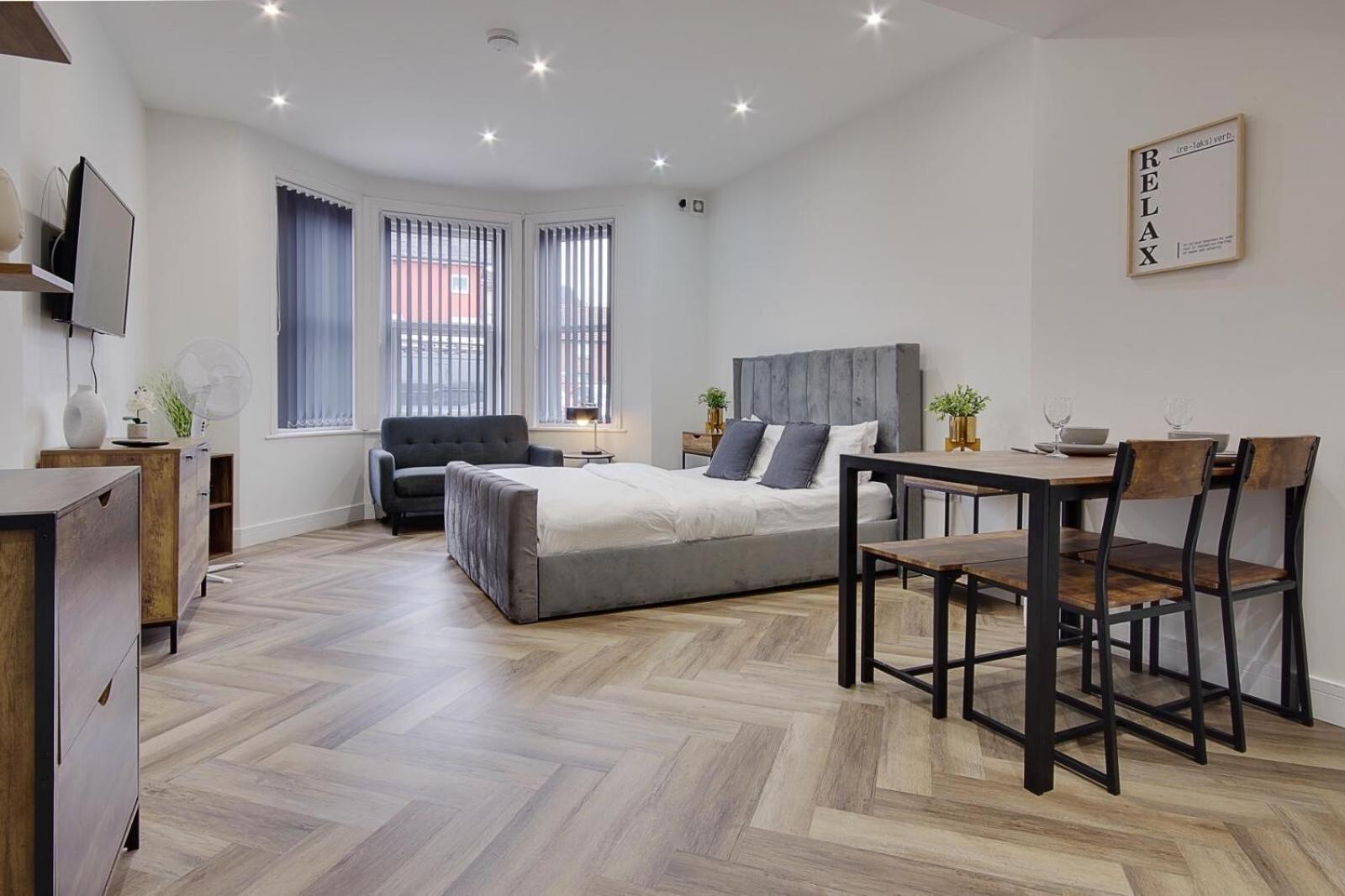 Ashley Road 1