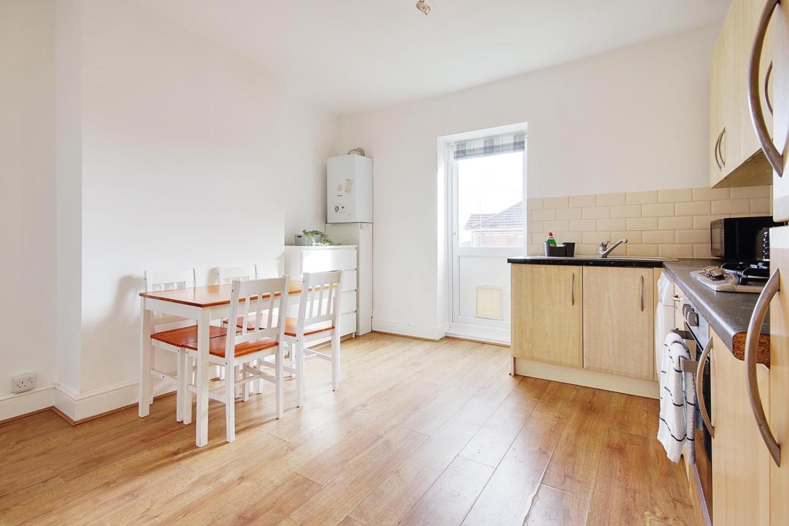 Ashley Road 3 Apartment