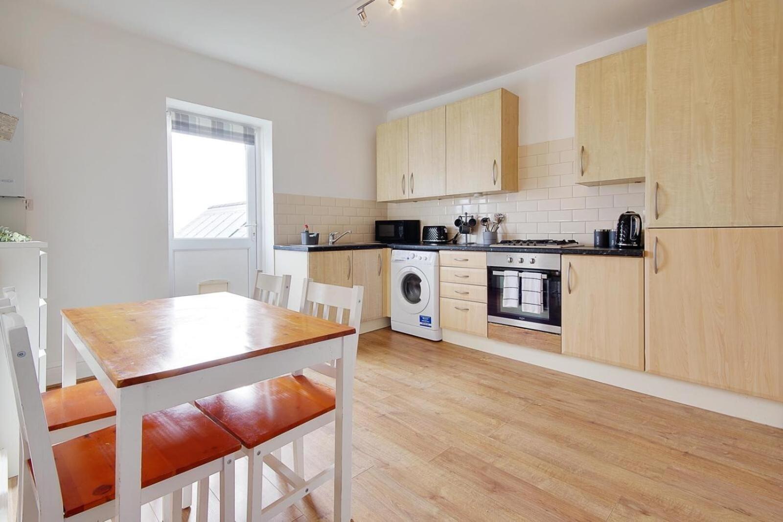 Ashley Road 3 Apartment Poole