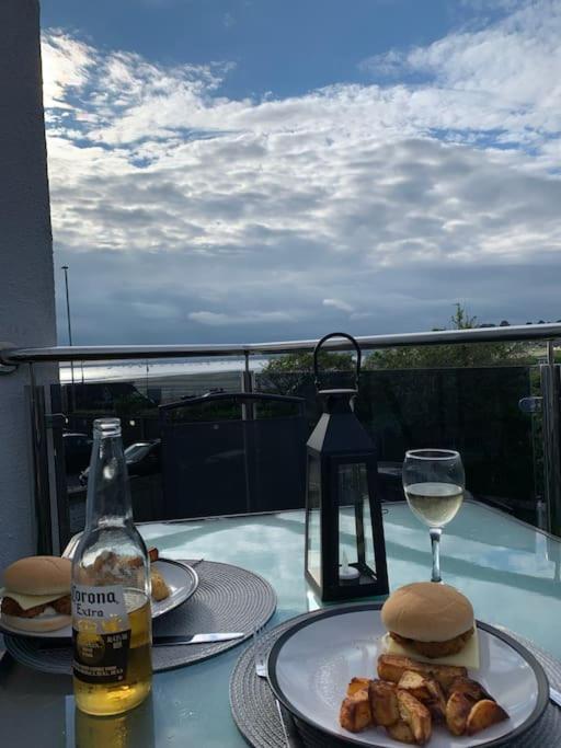 Apartment Shorebanks - Harbour View In Sandbanks. *