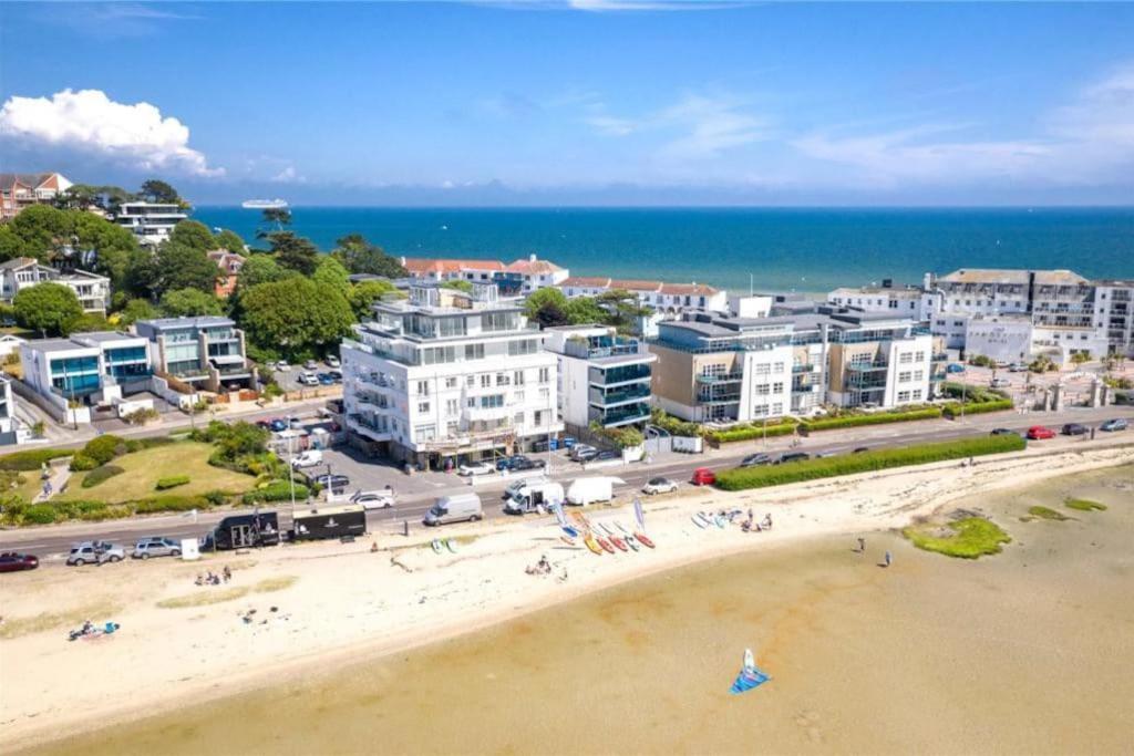 Apartment Shorebanks - Harbour View In Sandbanks. Poole