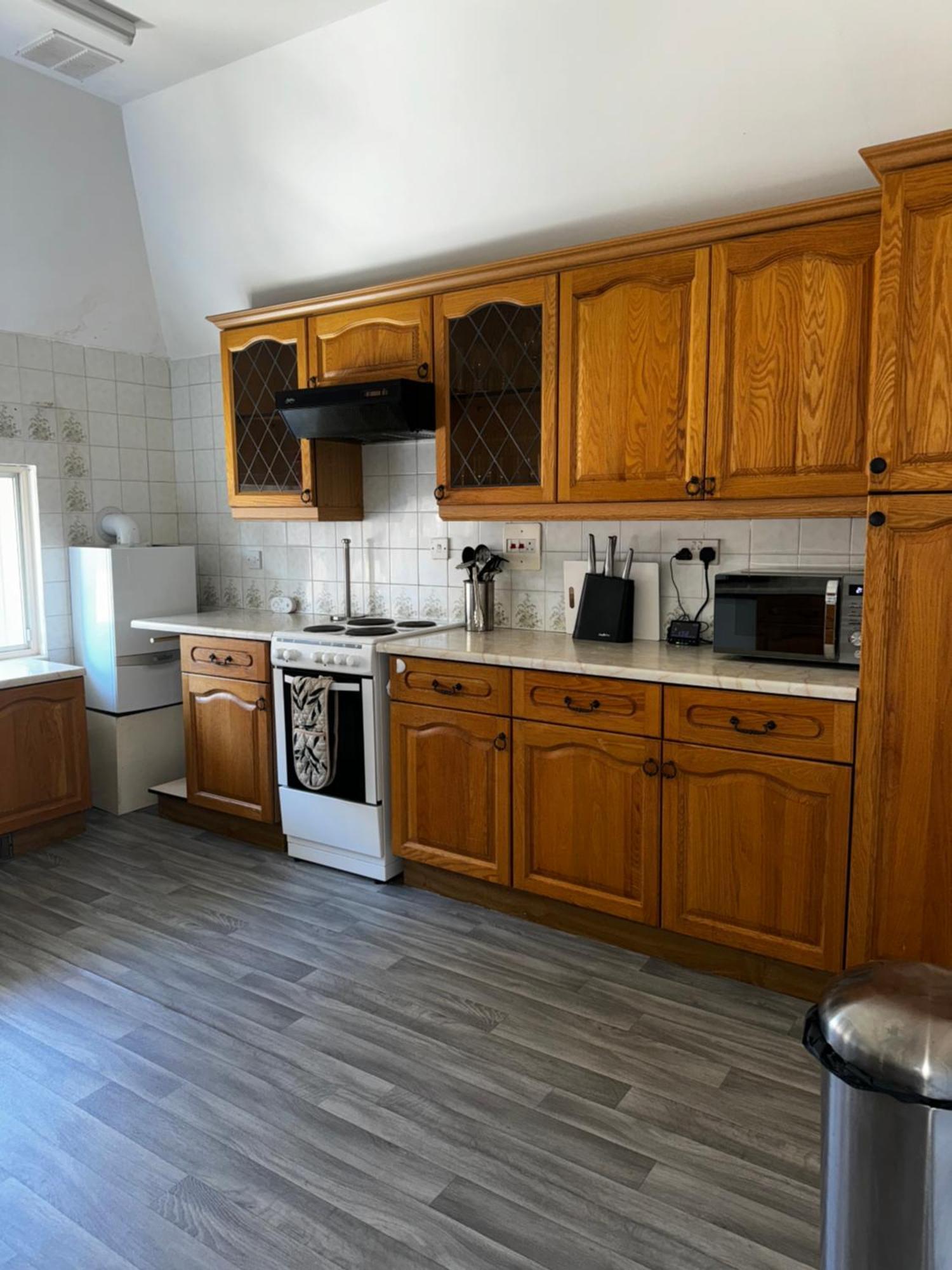 Apartment In Canford Cliffs Close To Sandbanks Beach