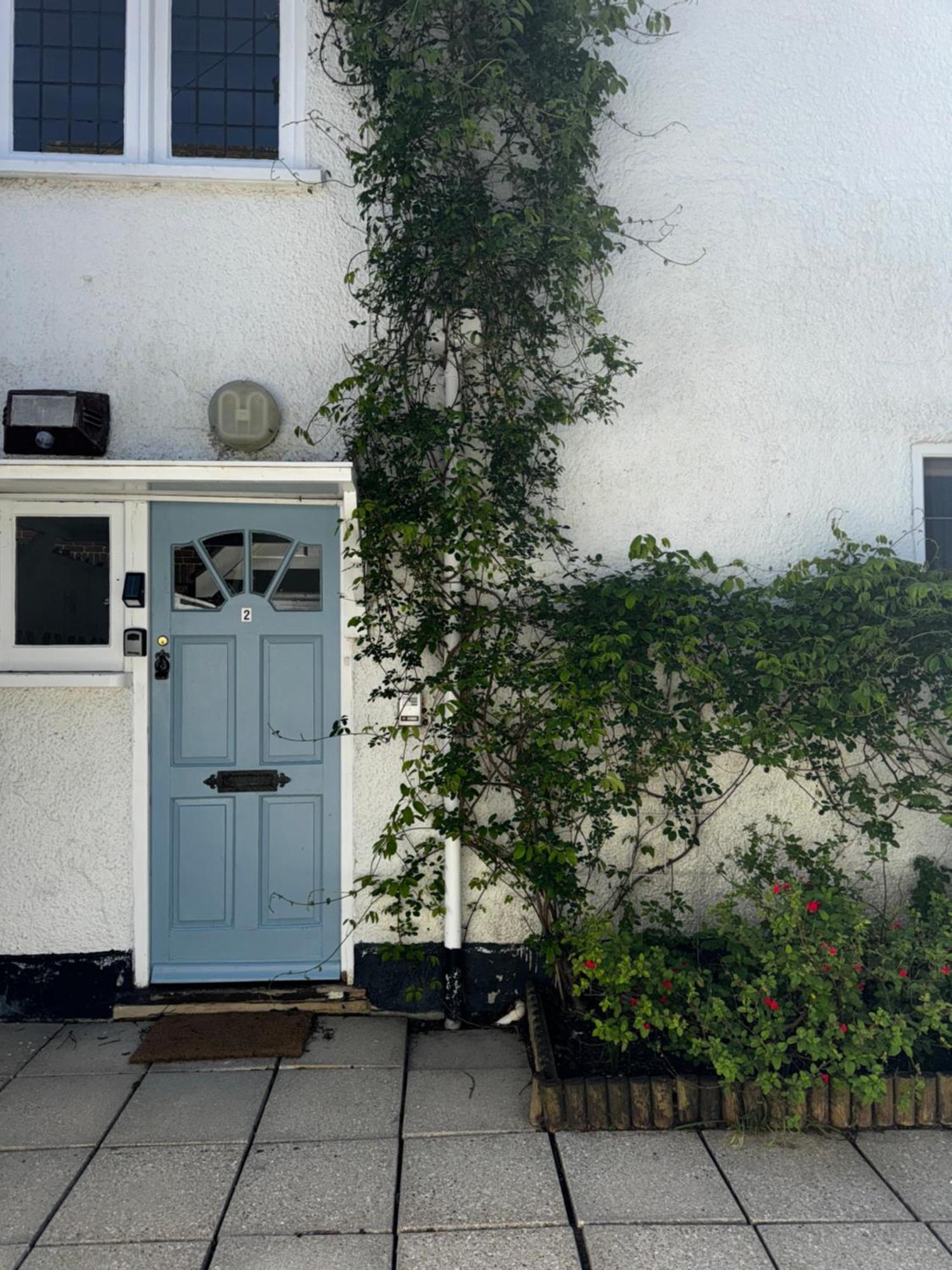 In Canford Cliffs Close To Sandbanks Beach Poole