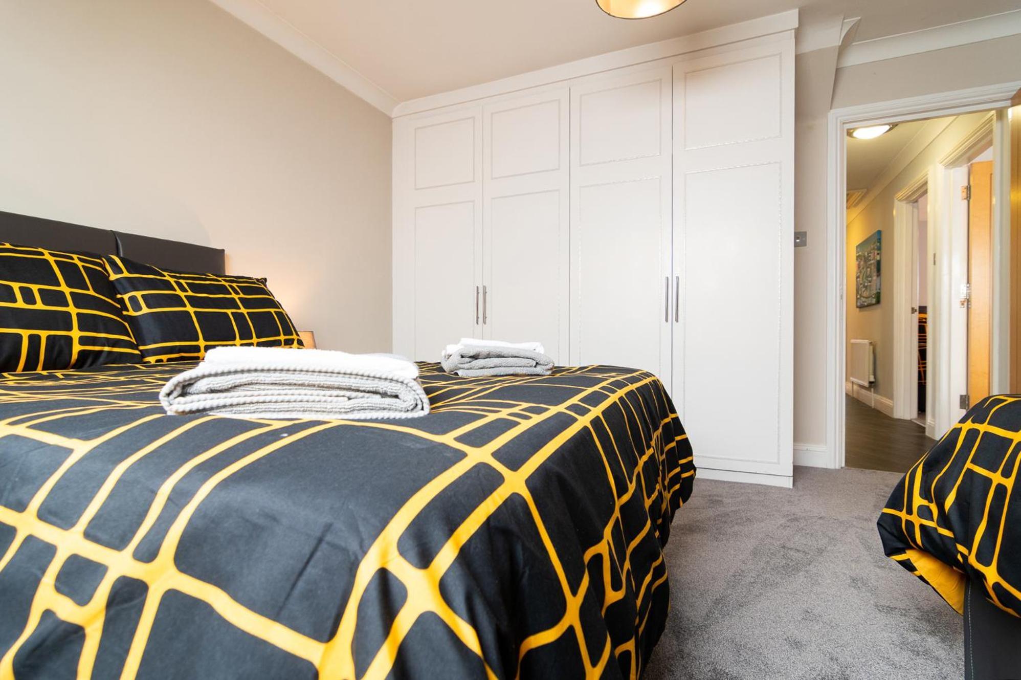 Apartment The Gables Poole, 3 Bedroom Penthouse *