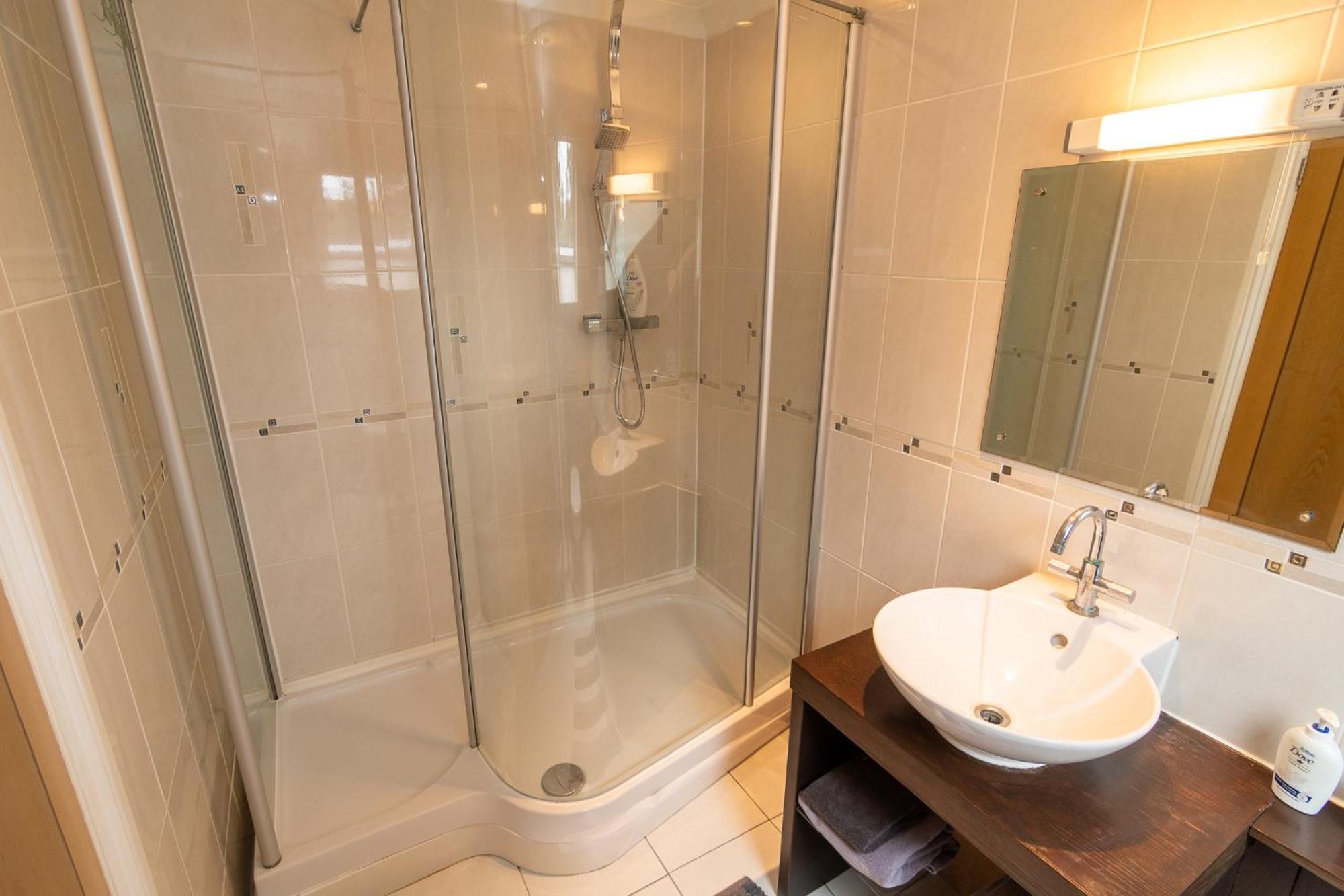 Apartment The Gables Poole, 3 Bedroom Penthouse