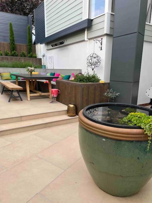 Villa Family House -swimming Pool And Amazing Garden Poole