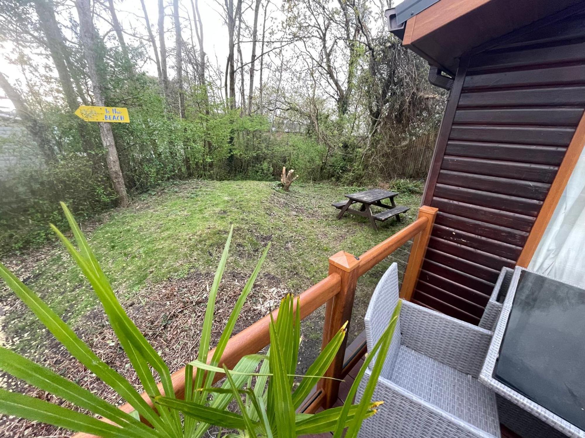 Falcove - 3 Bedroom Luxury Lodge, 5g Wifi, Full Sky Tv, Free Parking & Close To Poole