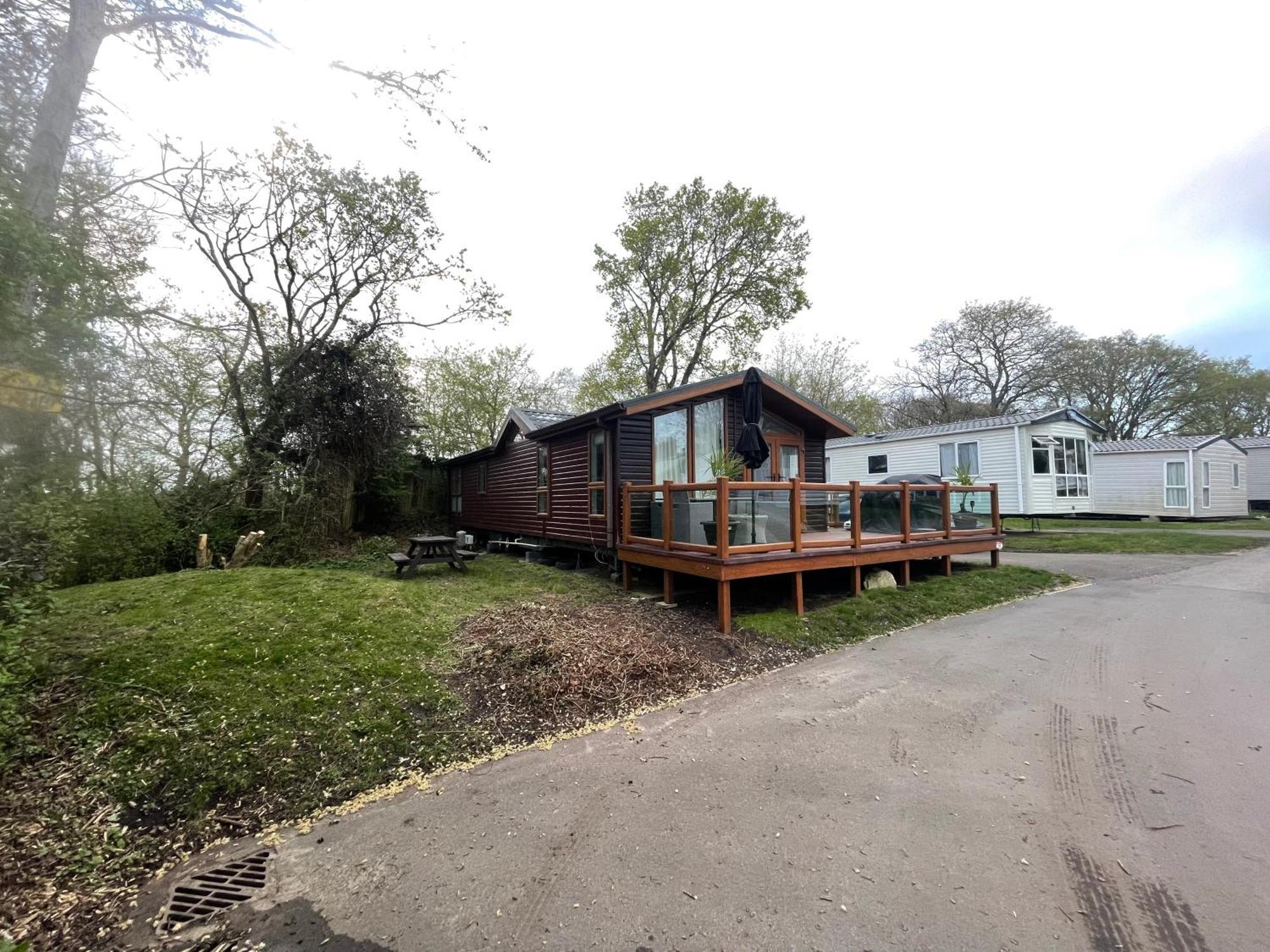 Falcove - 3 Bedroom Luxury Lodge, 5g Wifi, Full Sky Tv, Free Parking & Close To Apartment Poole