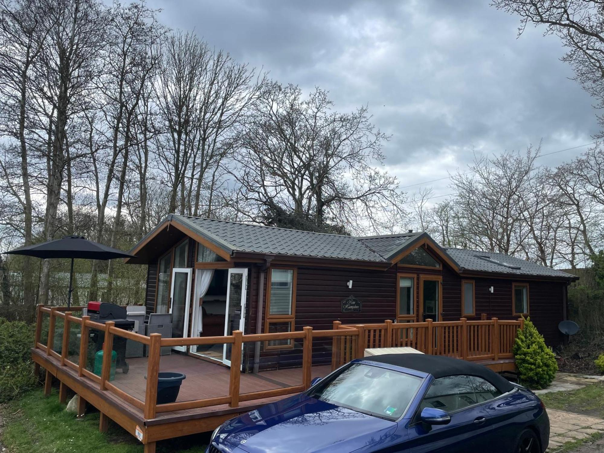 Falcove - 3 Bedroom Luxury Lodge, 5g Wifi, Full Sky Tv, Free Parking & Close To Apartment Poole
