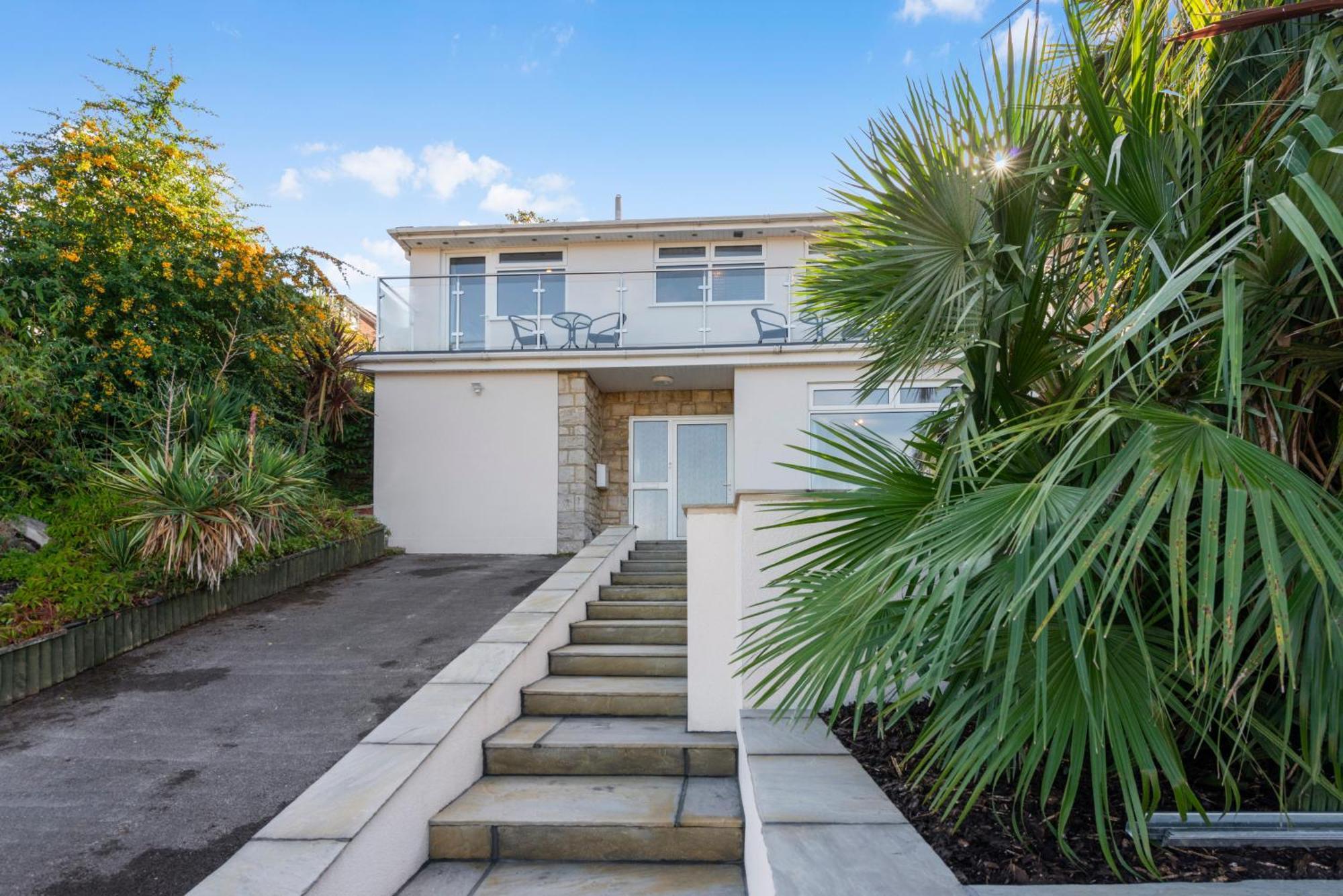 5 Bedroom Detached House Holiday home Poole