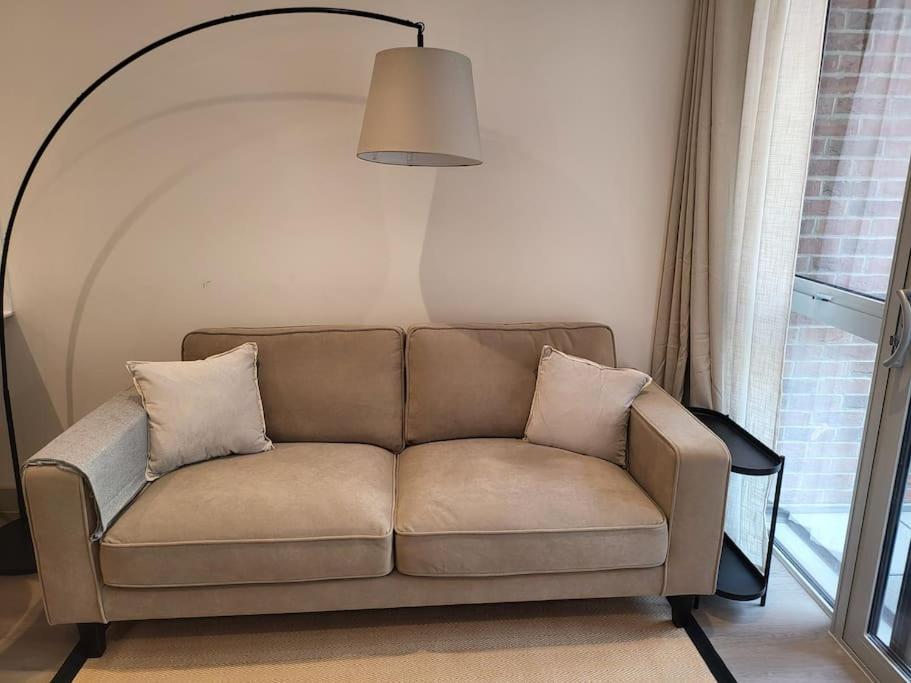 Entire Prestige In Quay - Free Parking, Fast Wifi, Smart Tv & Netflix * Poole
