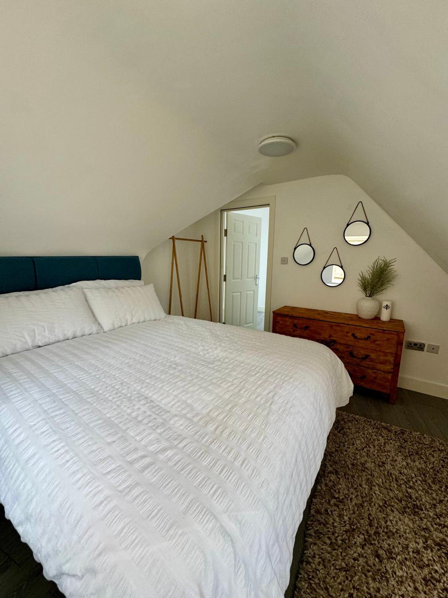 Swan House Apartment Poole