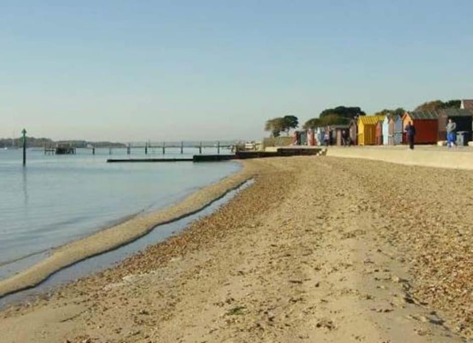 Holes Bay View - Holiday home Poole