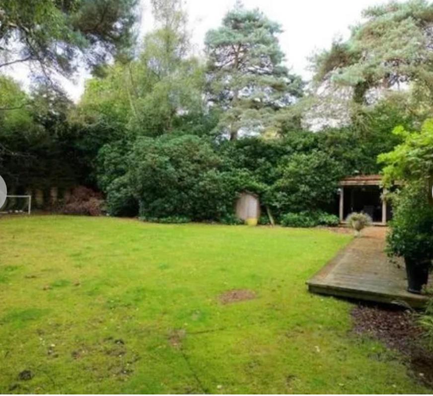 Beautiful Dorset In Private Grounds Holiday home Poole