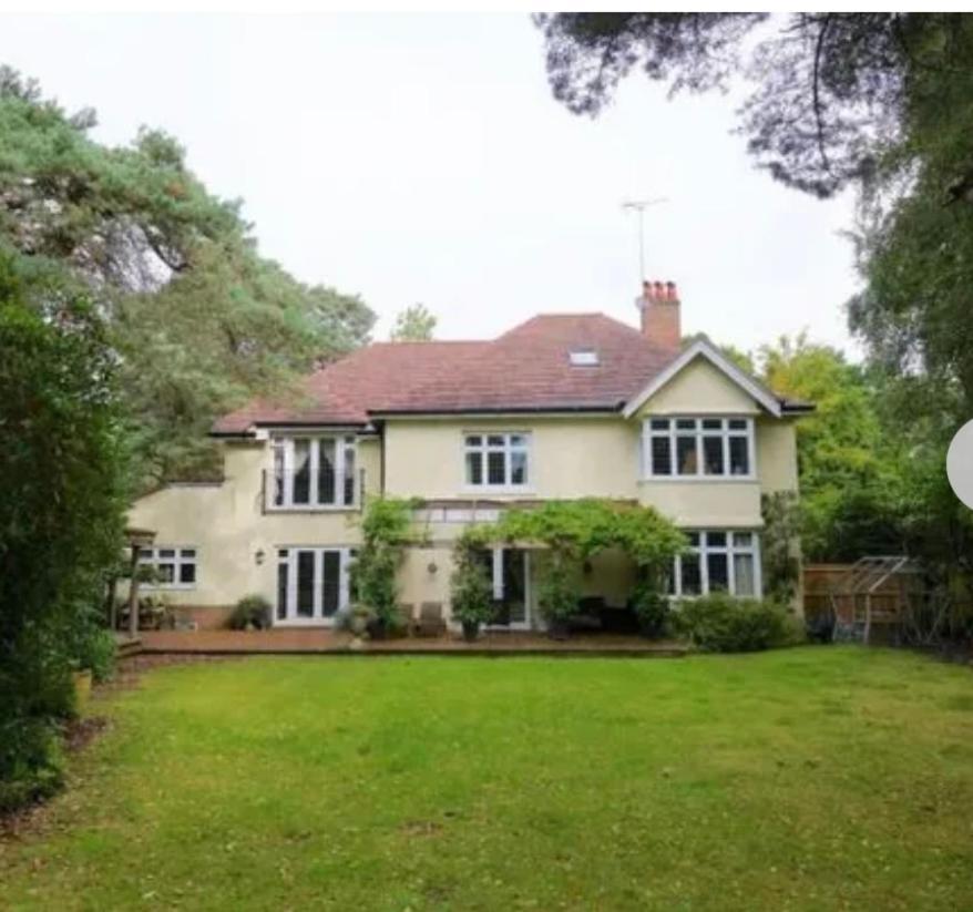 Beautiful Dorset In Private Grounds Holiday home
