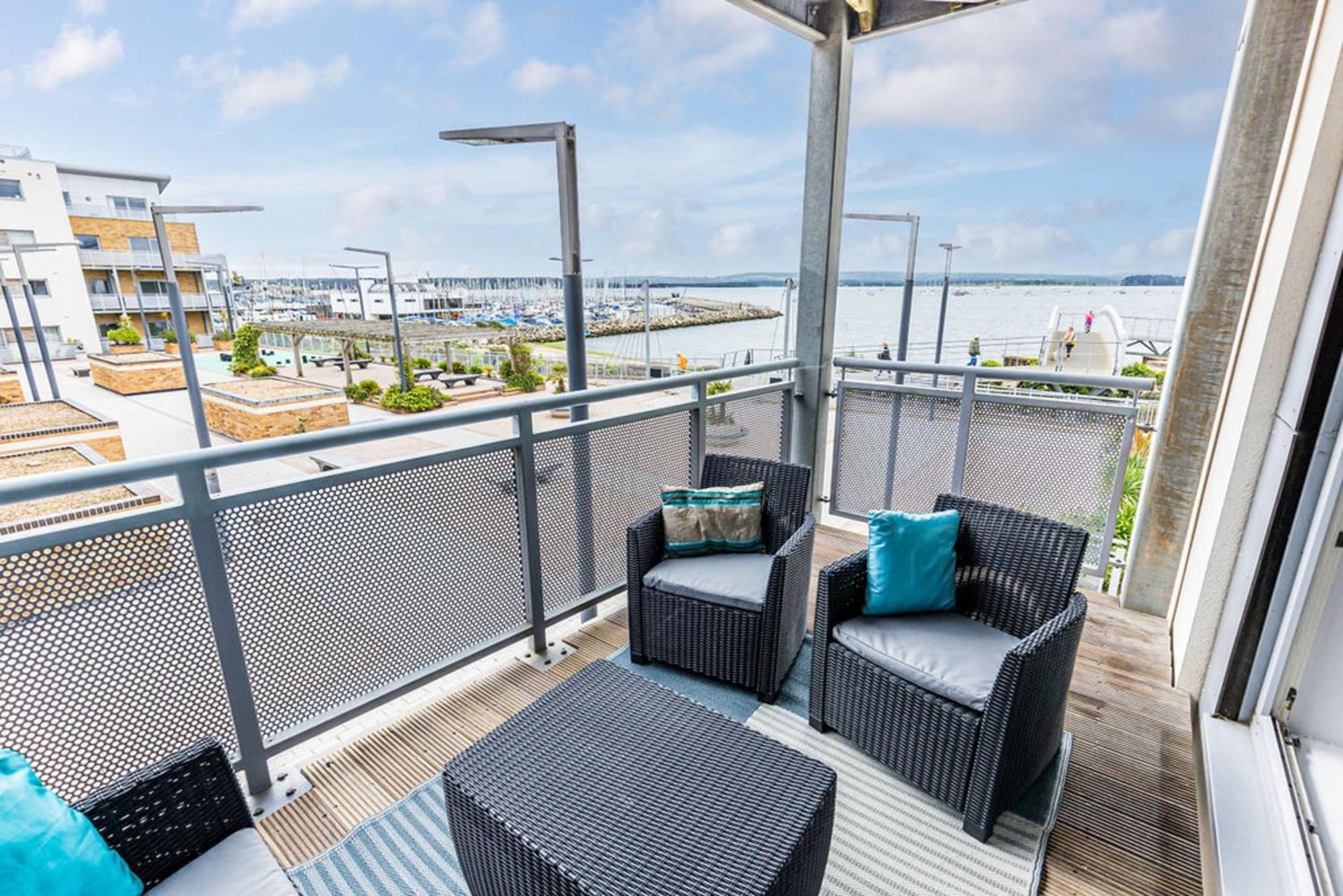 Harbourside Retreat *