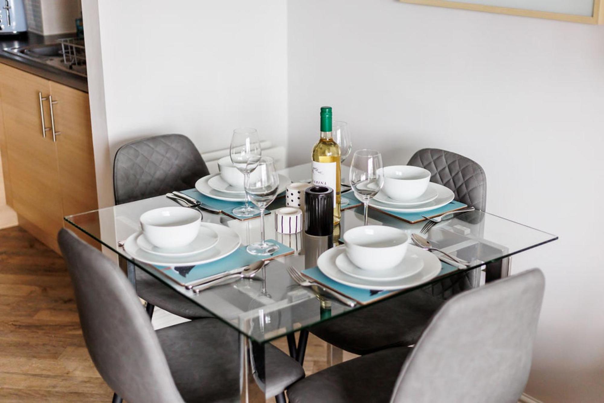 Harbourside Retreat *