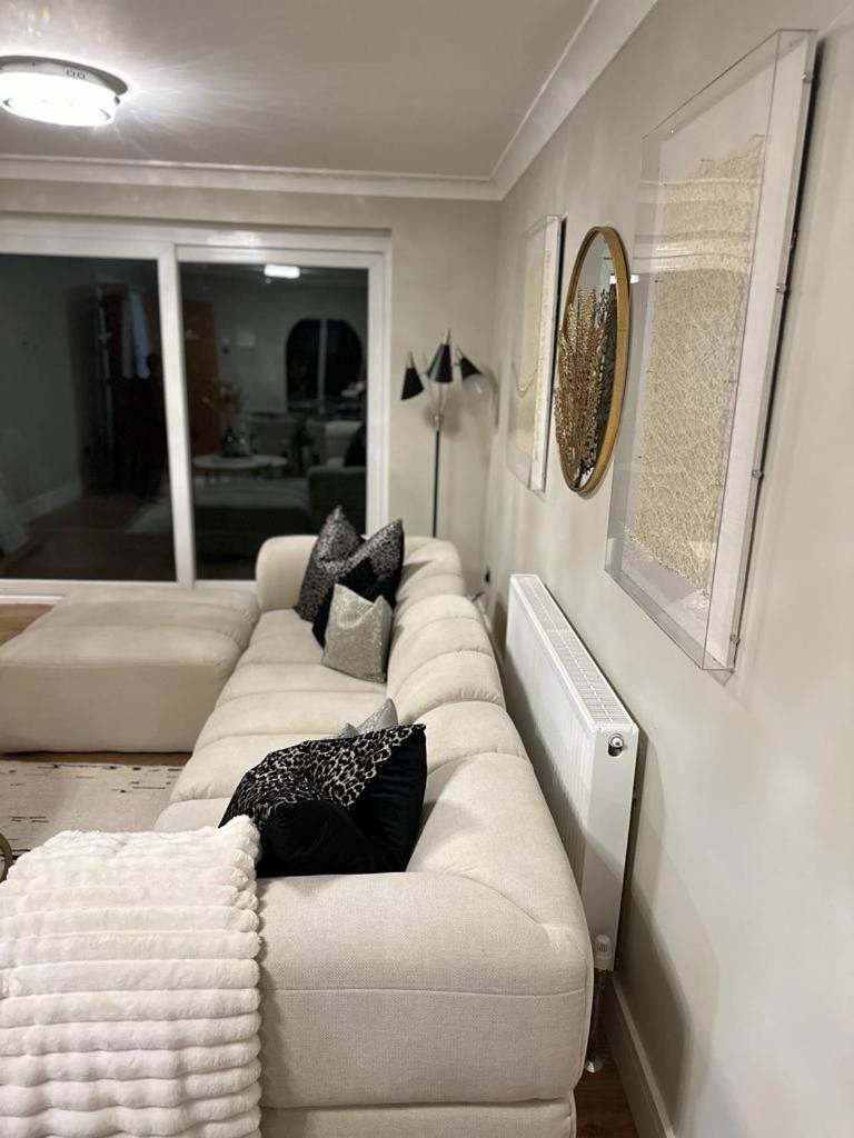 Seahaven In Sandbanks *