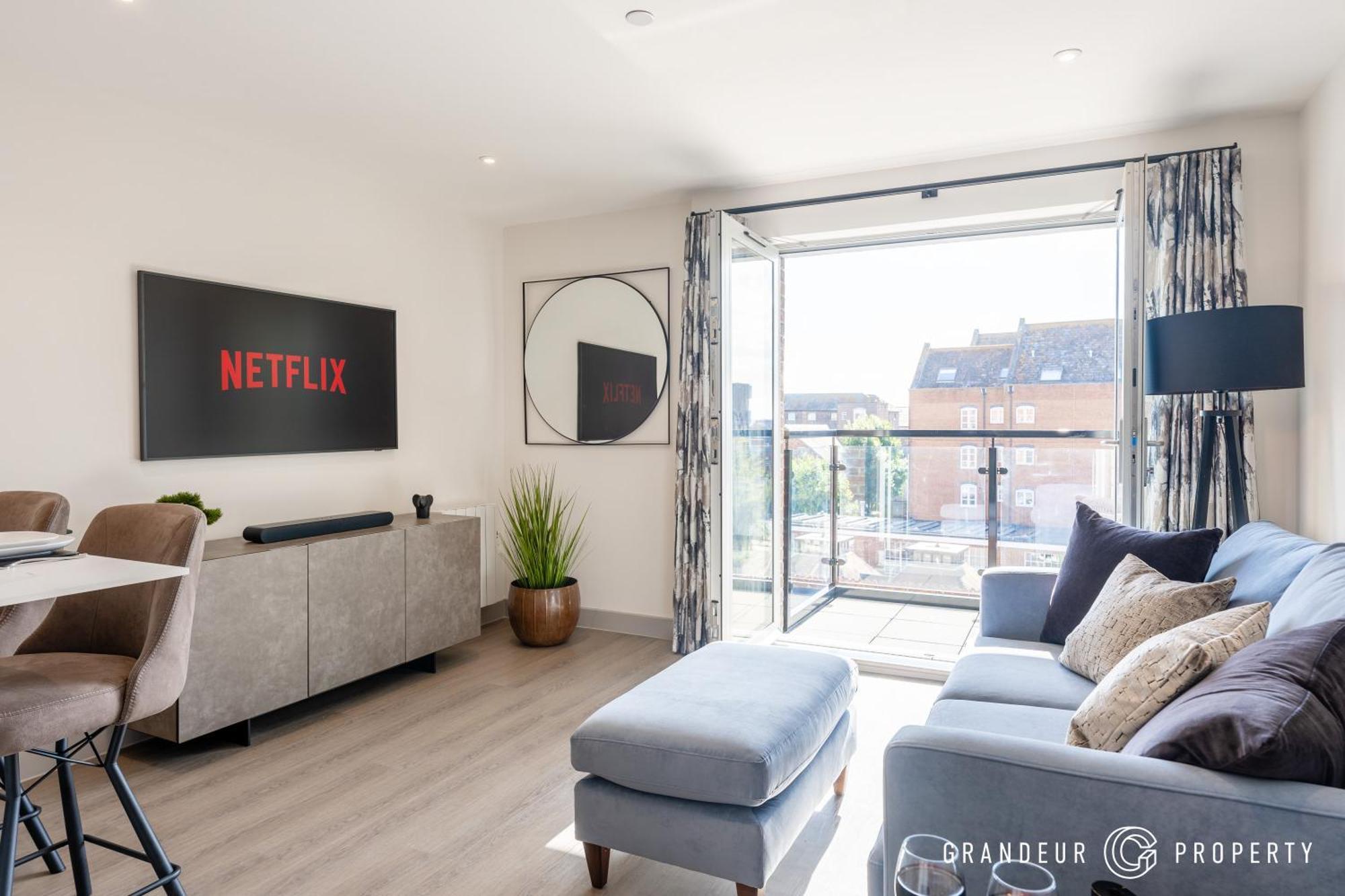 Apartment Harbour View By Grandeur Poole