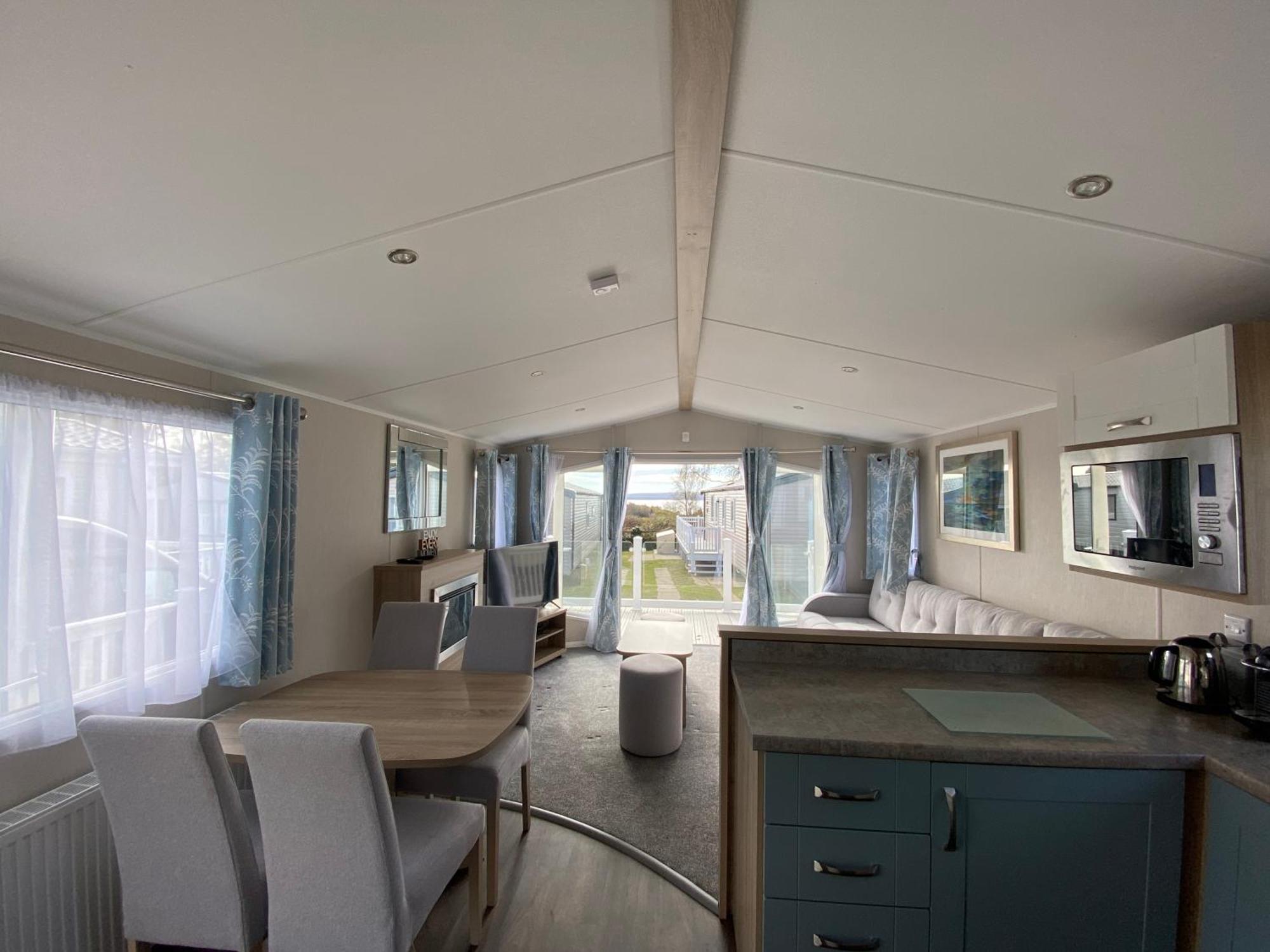 Arne View - Rockley Park Chalet Poole