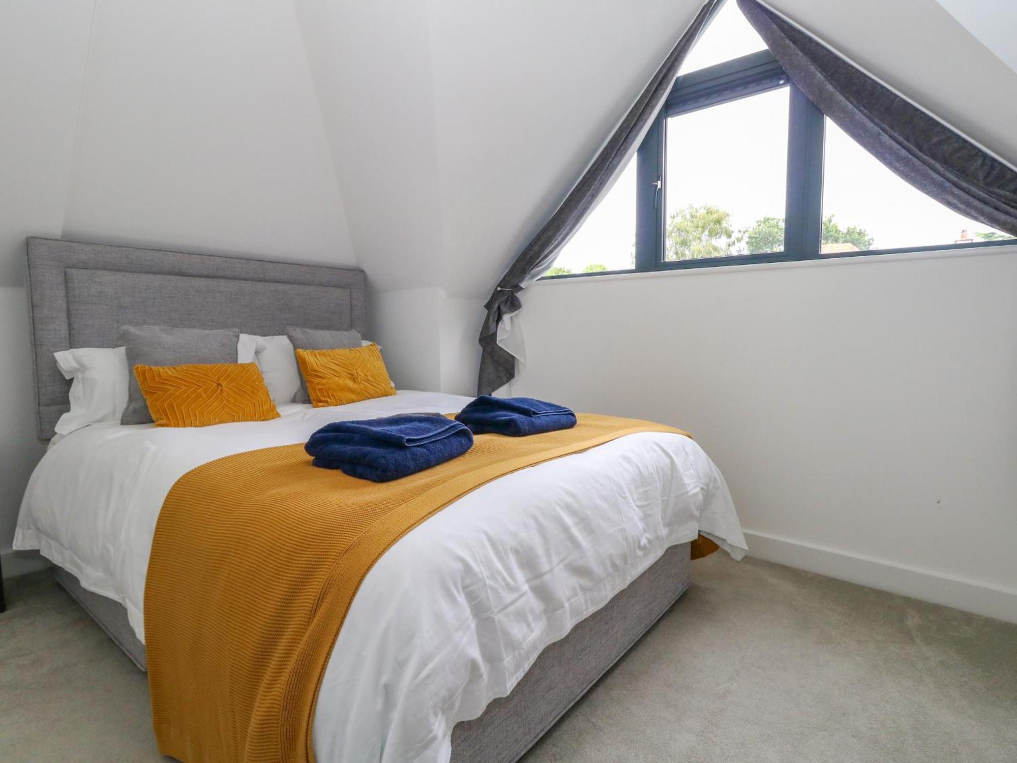 66a Danecourt Road Holiday home *