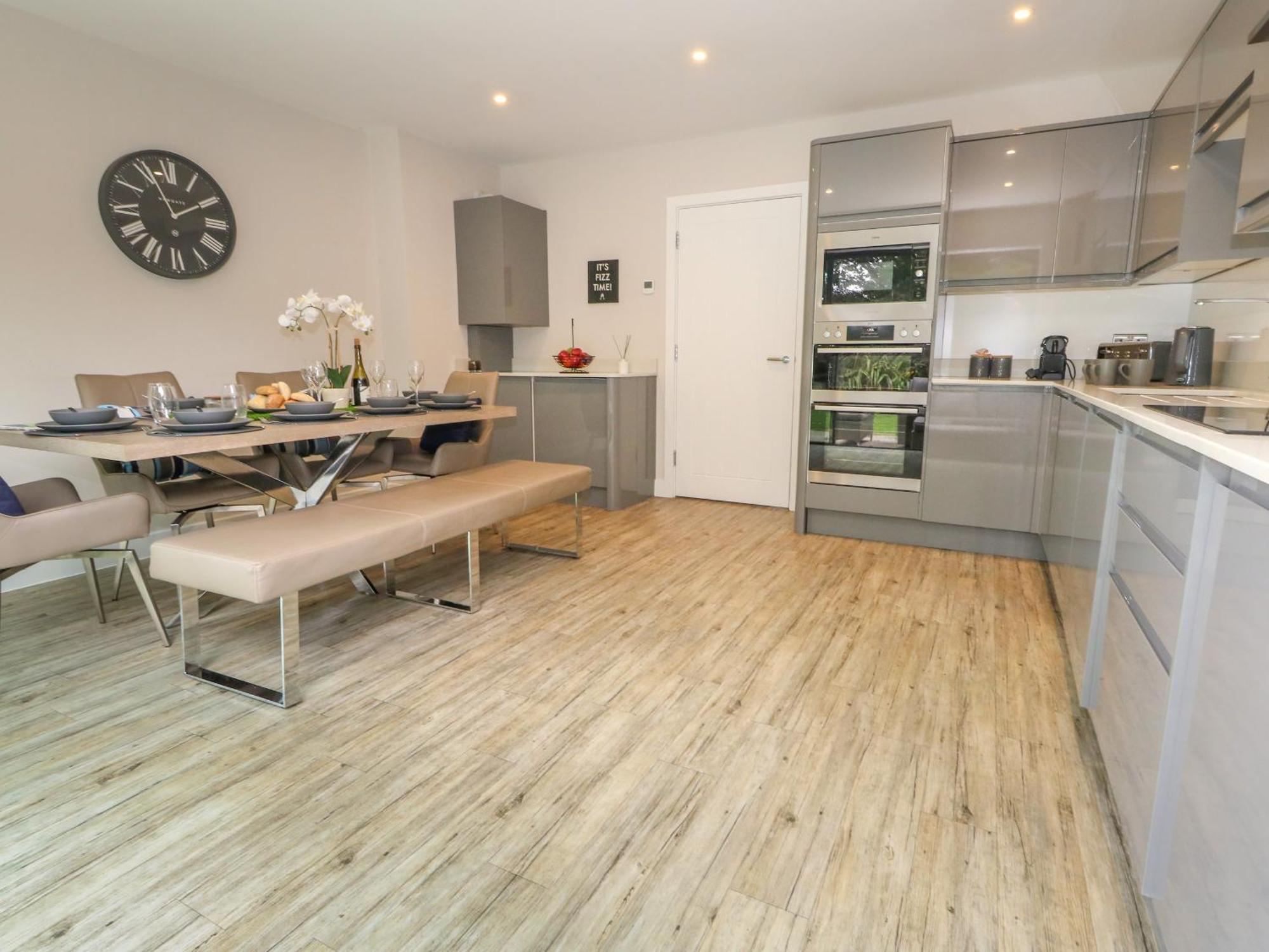 66a Danecourt Road