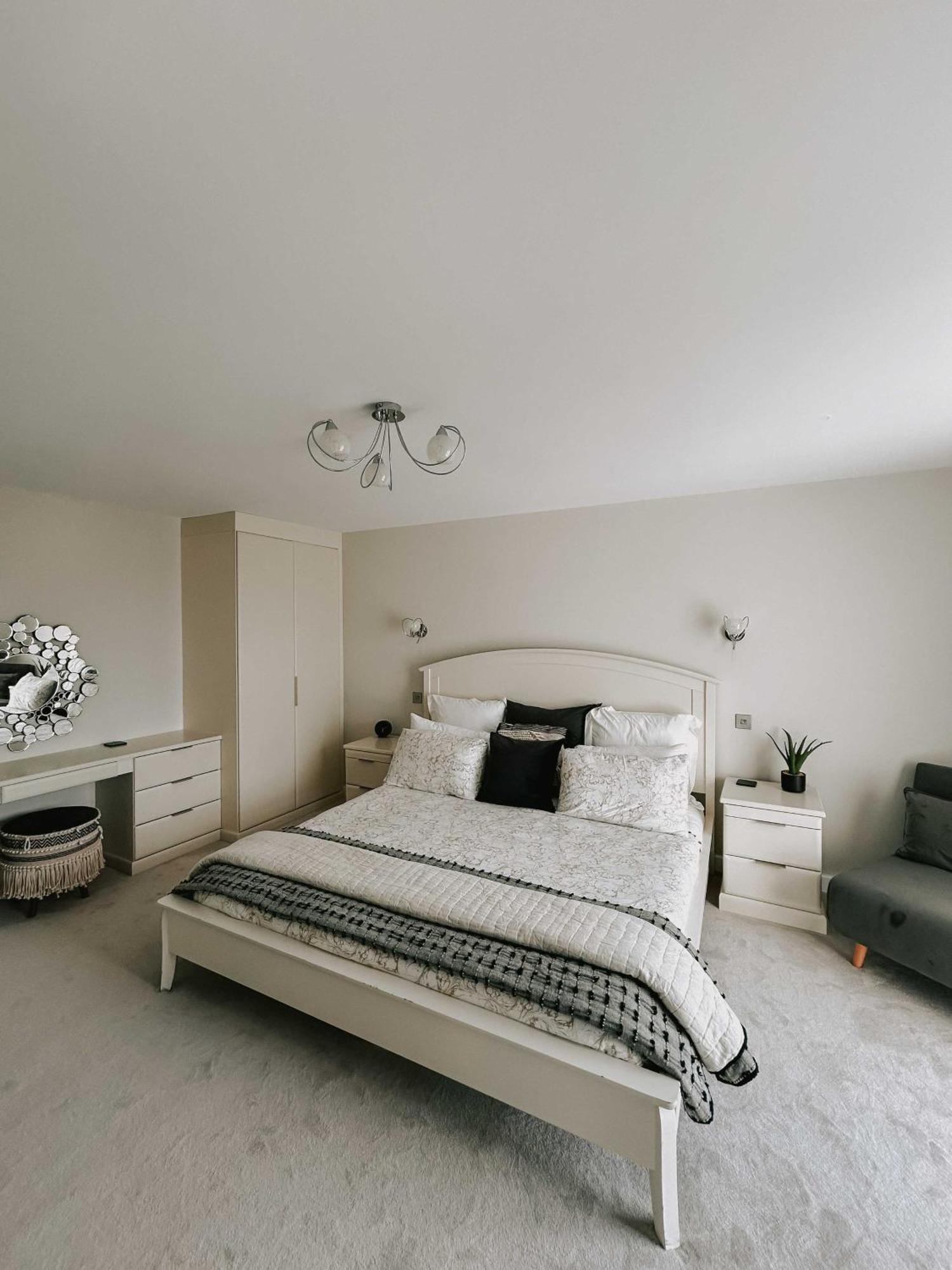 Luxury With Harbour Views In Poole