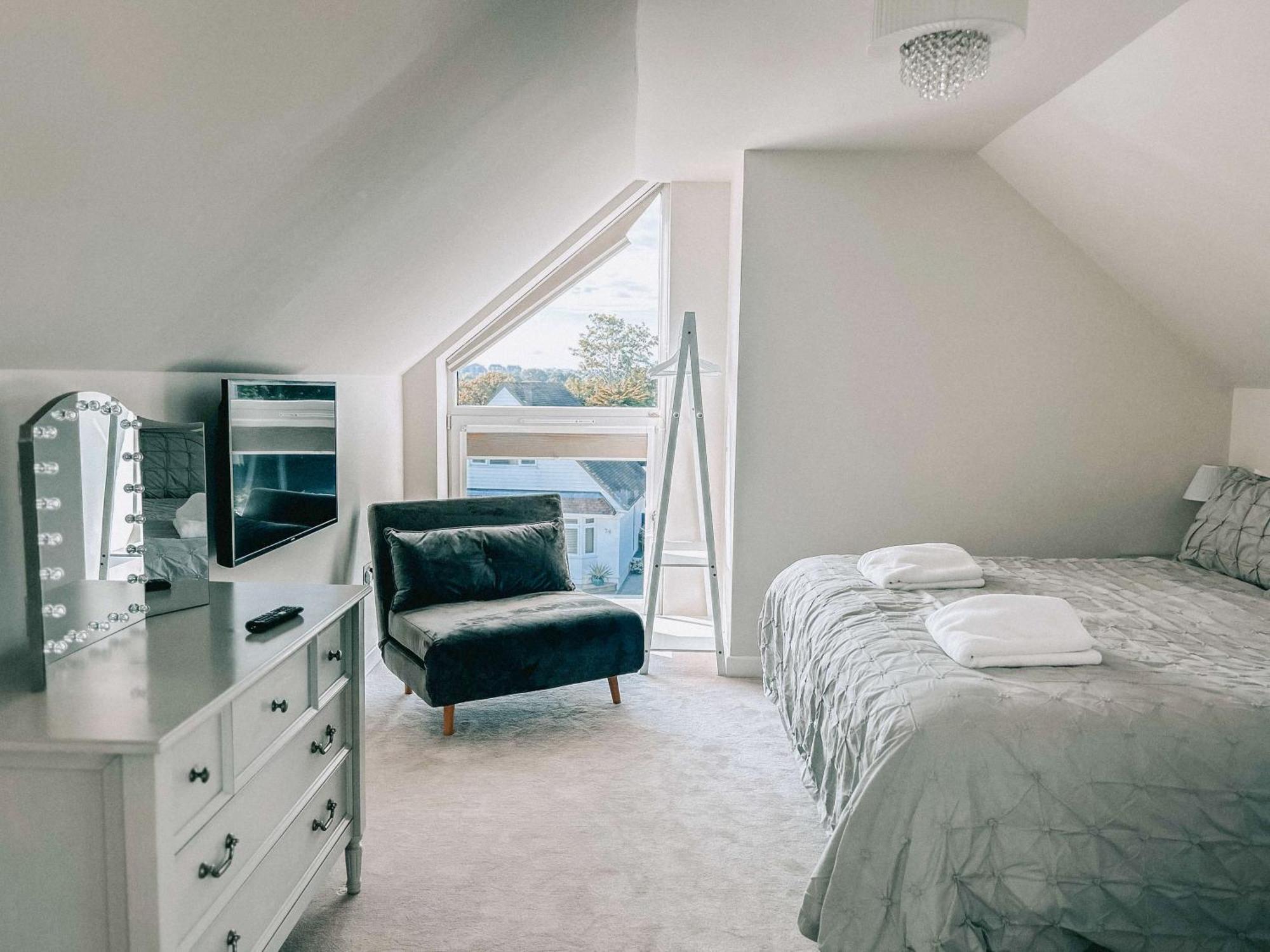 Holiday home Luxury With Harbour Views In *