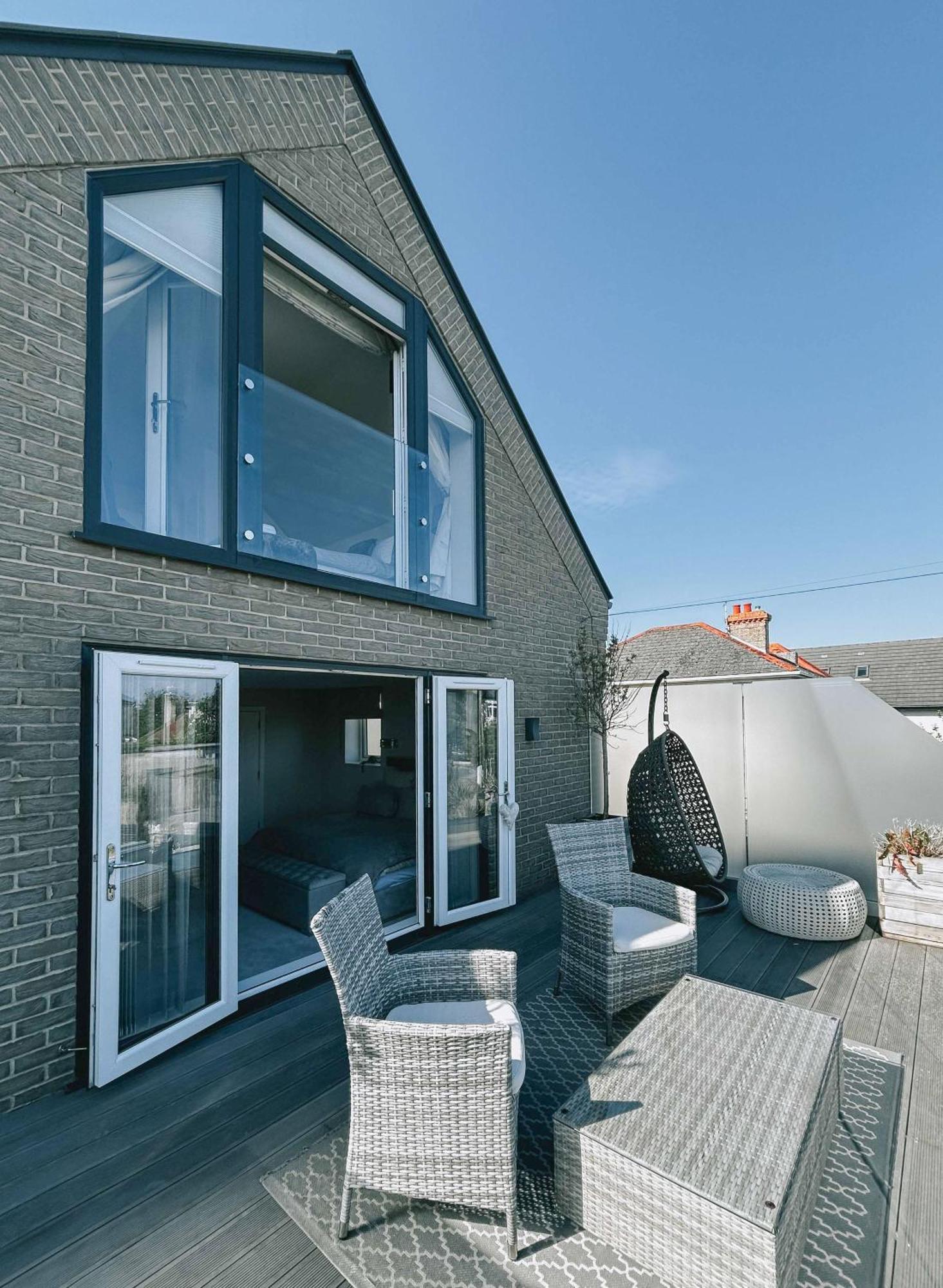 Luxury With Harbour Views In Holiday home Poole