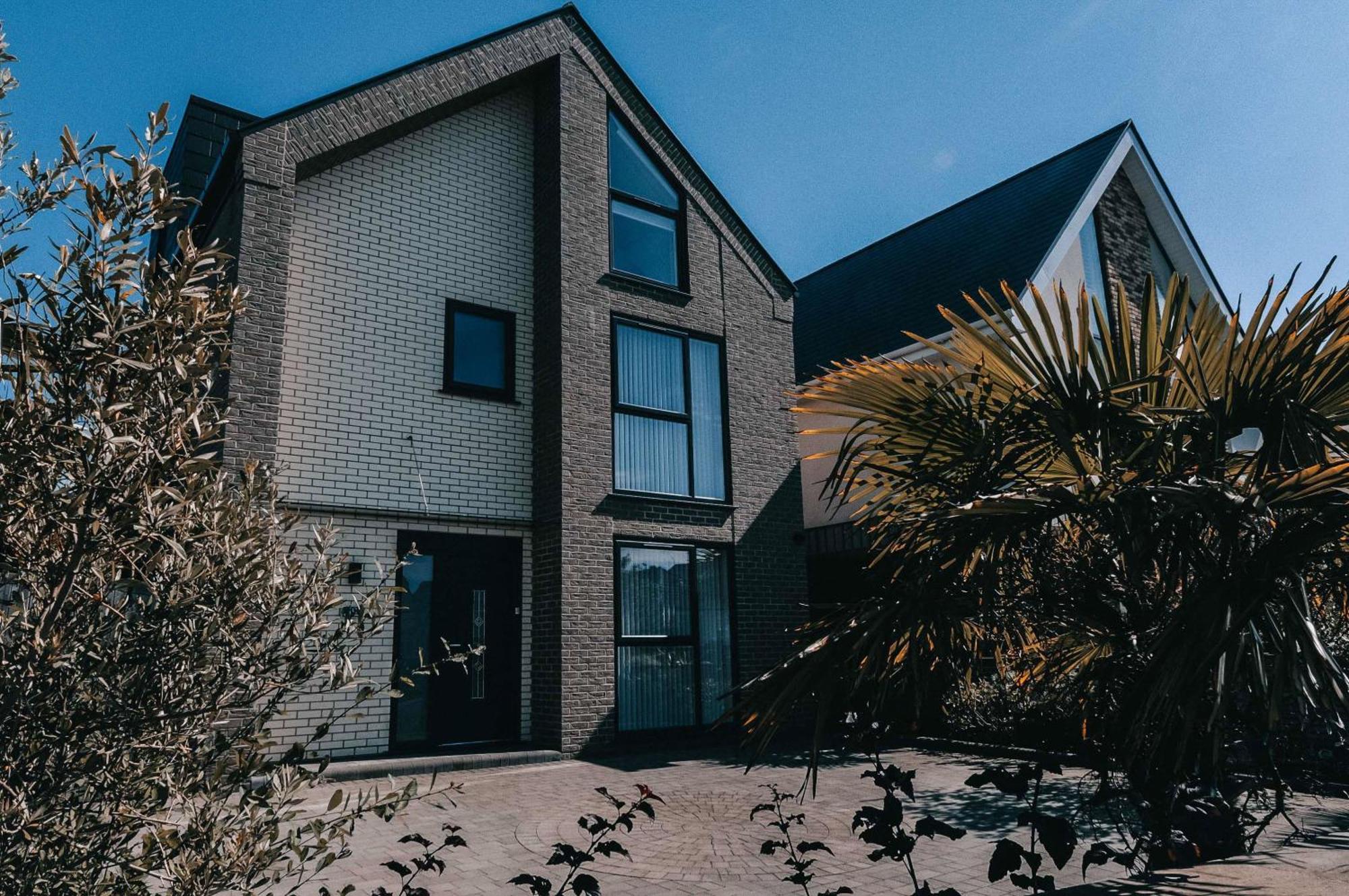 Luxury With Harbour Views In *