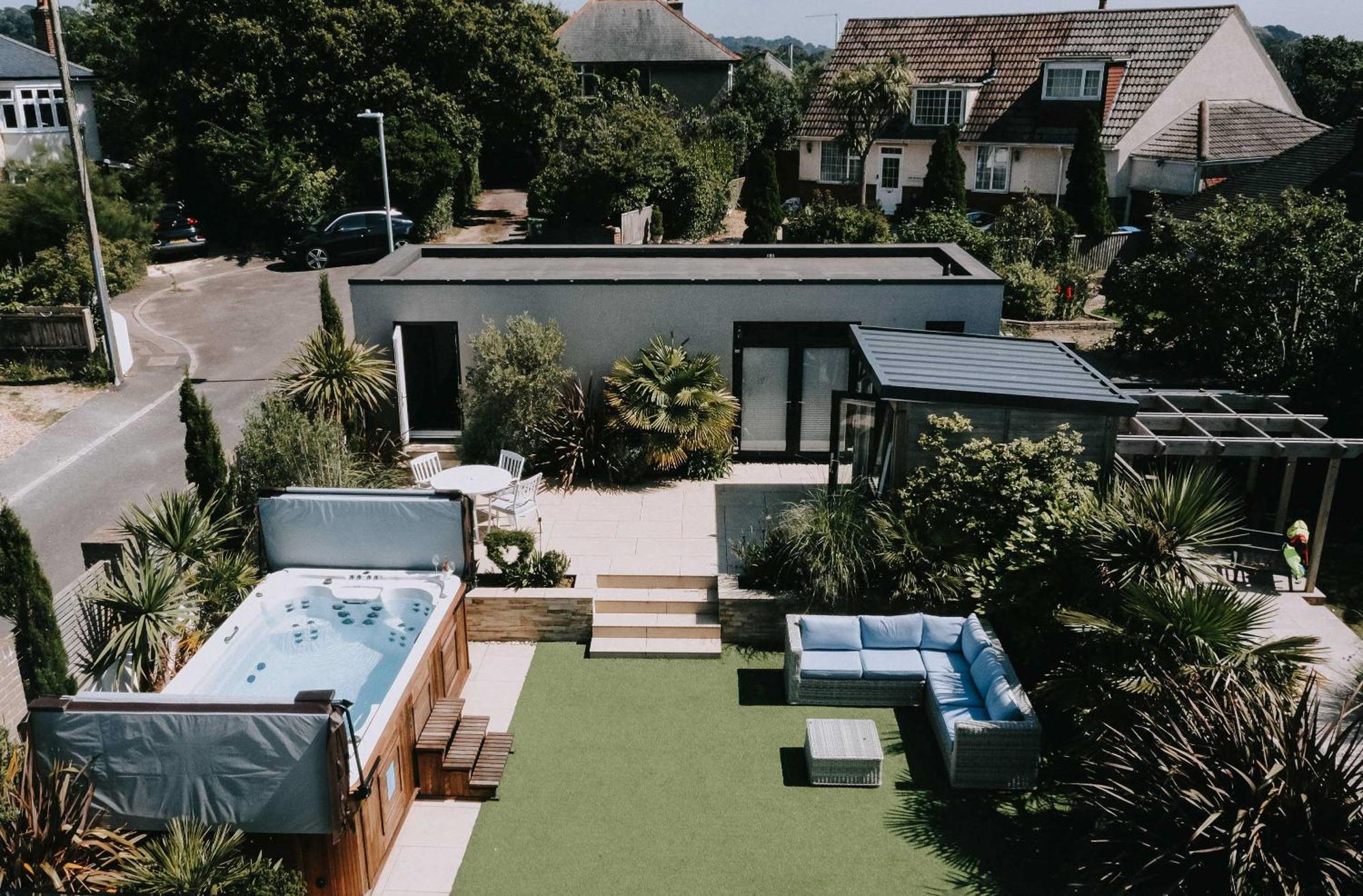 Luxury With Harbour Views In Poole