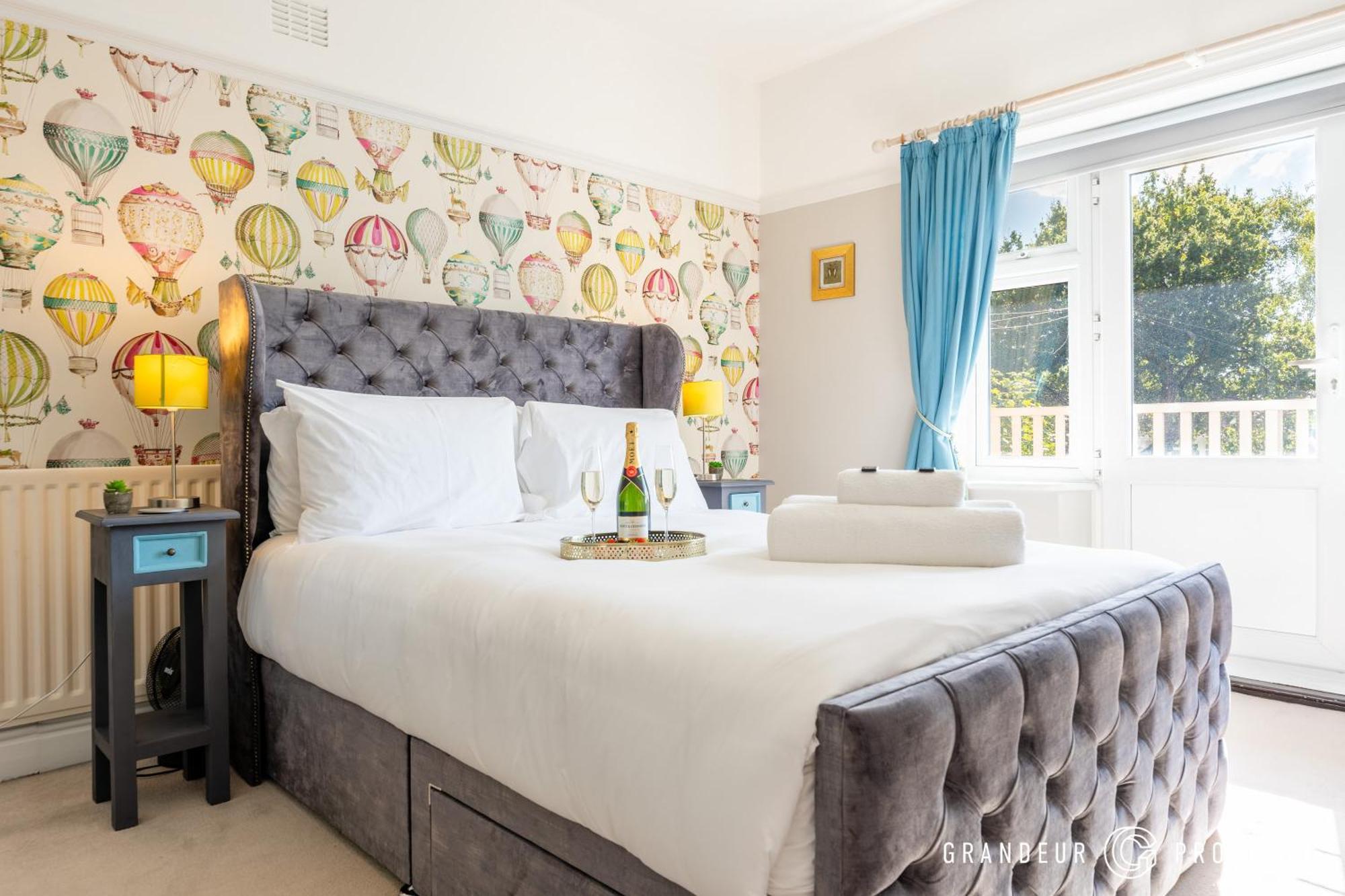 Danecourt Manor By Grandeur Holiday home