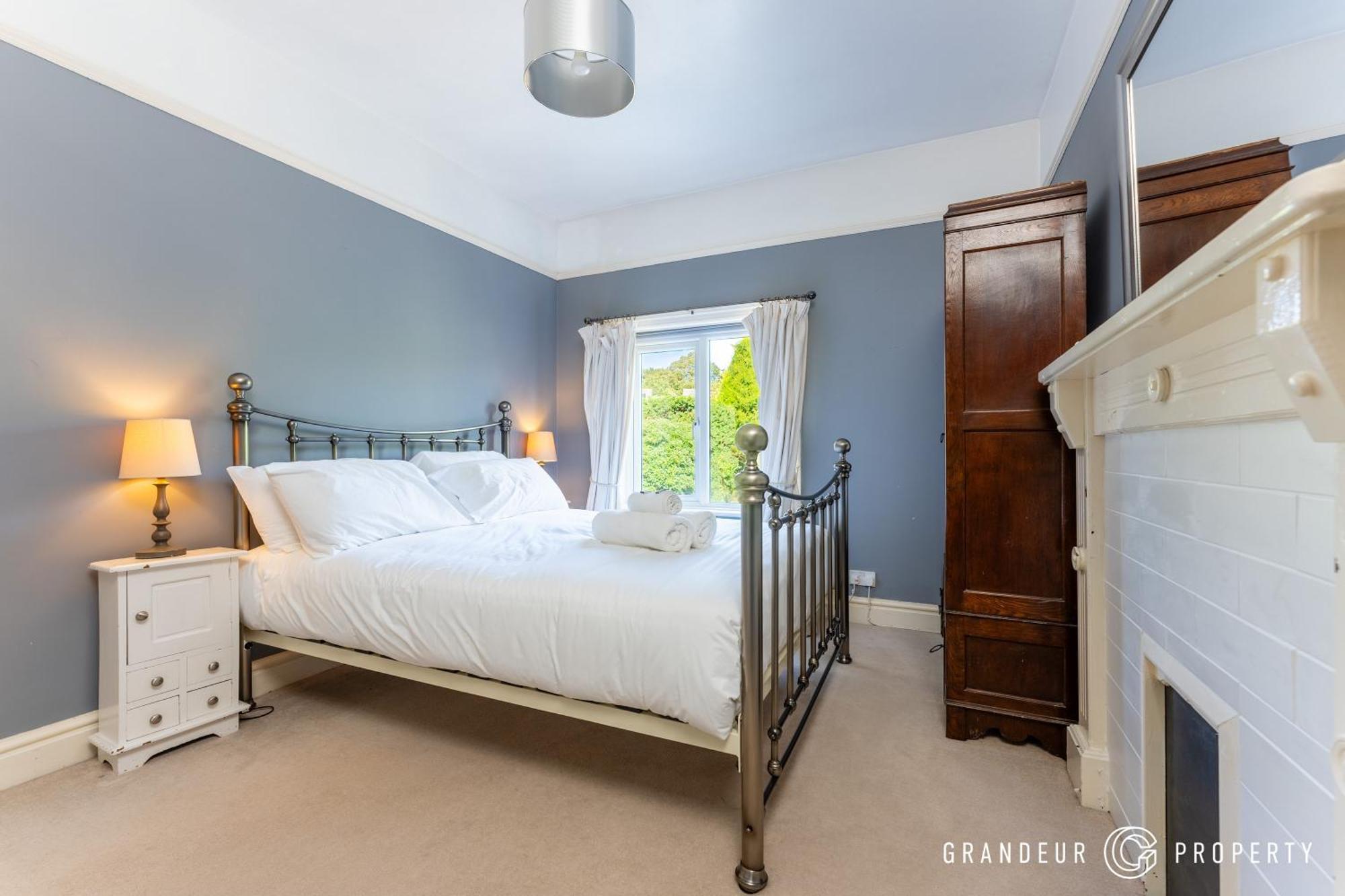 Danecourt Manor By Grandeur * Poole