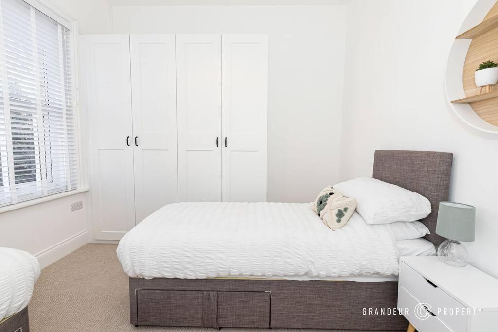 Longfleet Landings By Grandeur Apartment Poole