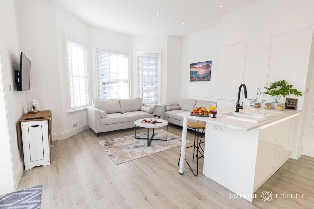 Apartment Longfleet Landings By Grandeur *