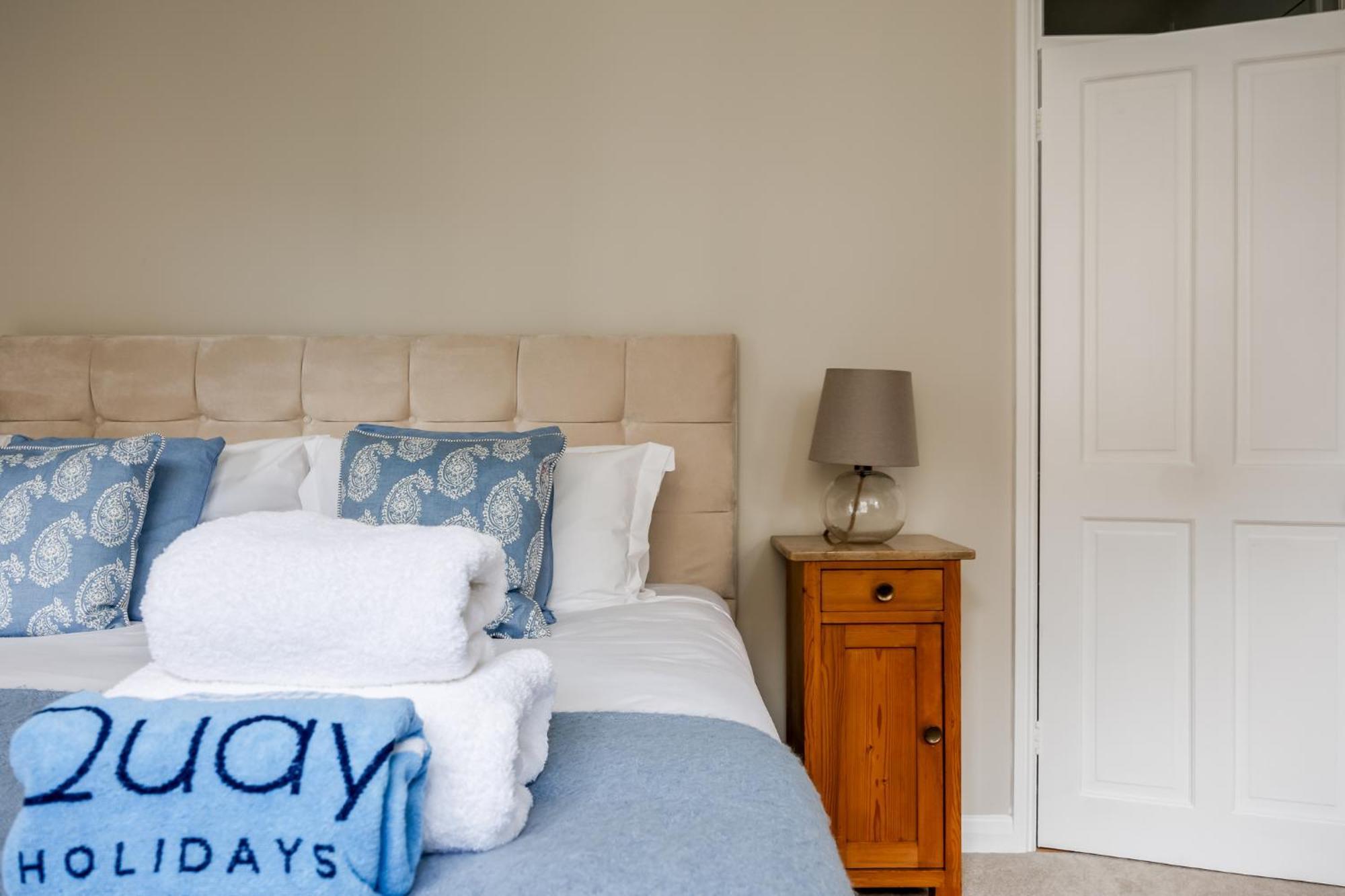 Gull House - 200 Yds From Quay Holiday home