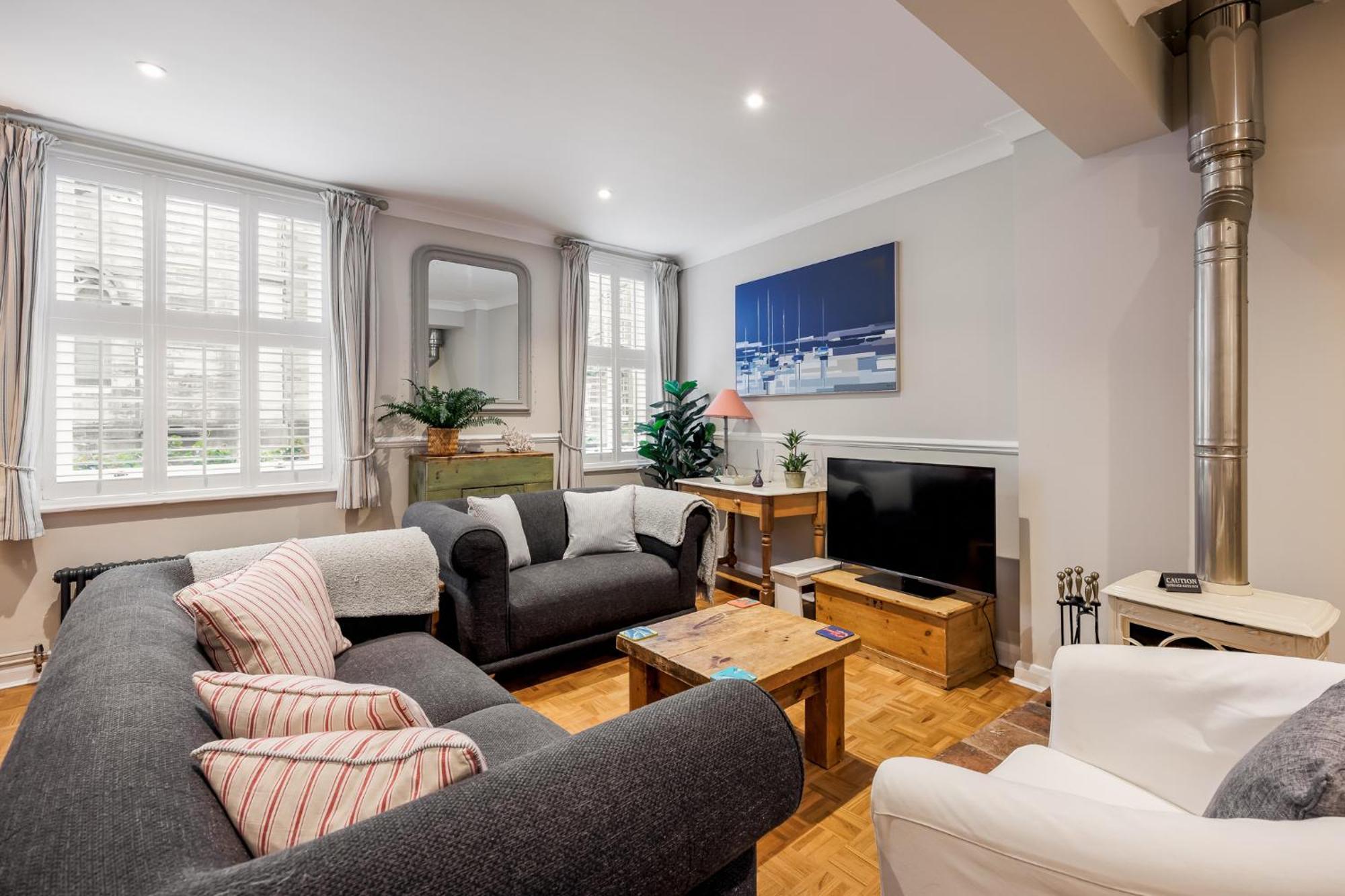 Gull House - 200 Yds From Quay Holiday home