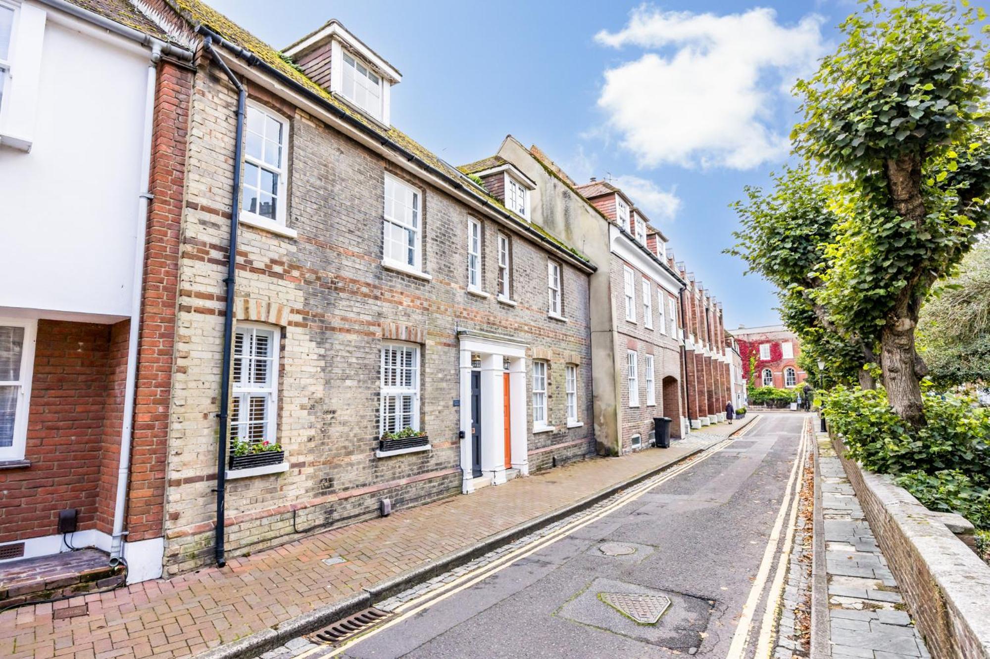 Gull House - 200 Yds From Quay Holiday home Poole