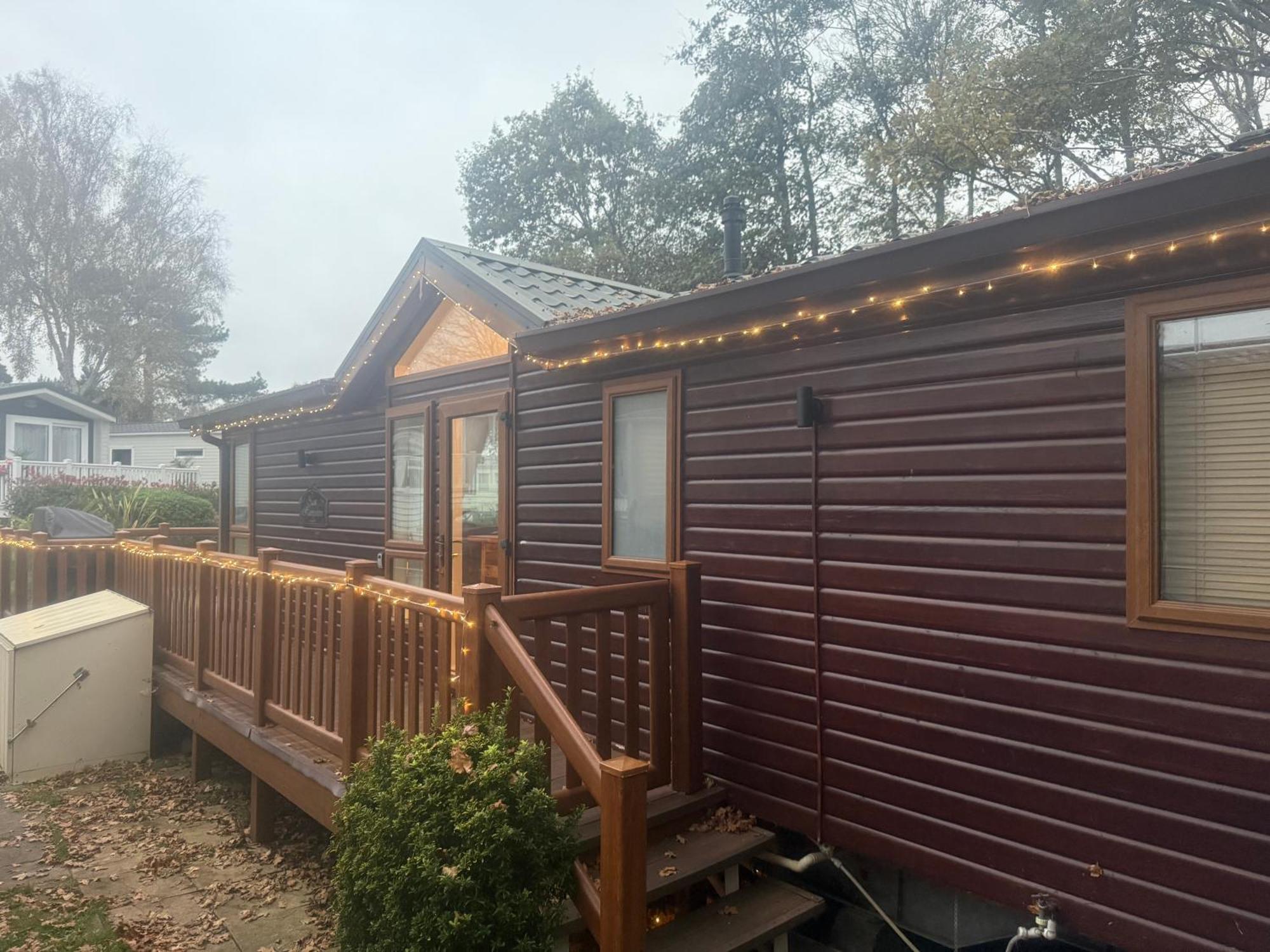 Apartment Falcove - 3 Bedroom Luxury Lodge, 5g Wifi, Full Sky Tv, Free Parking & Close To