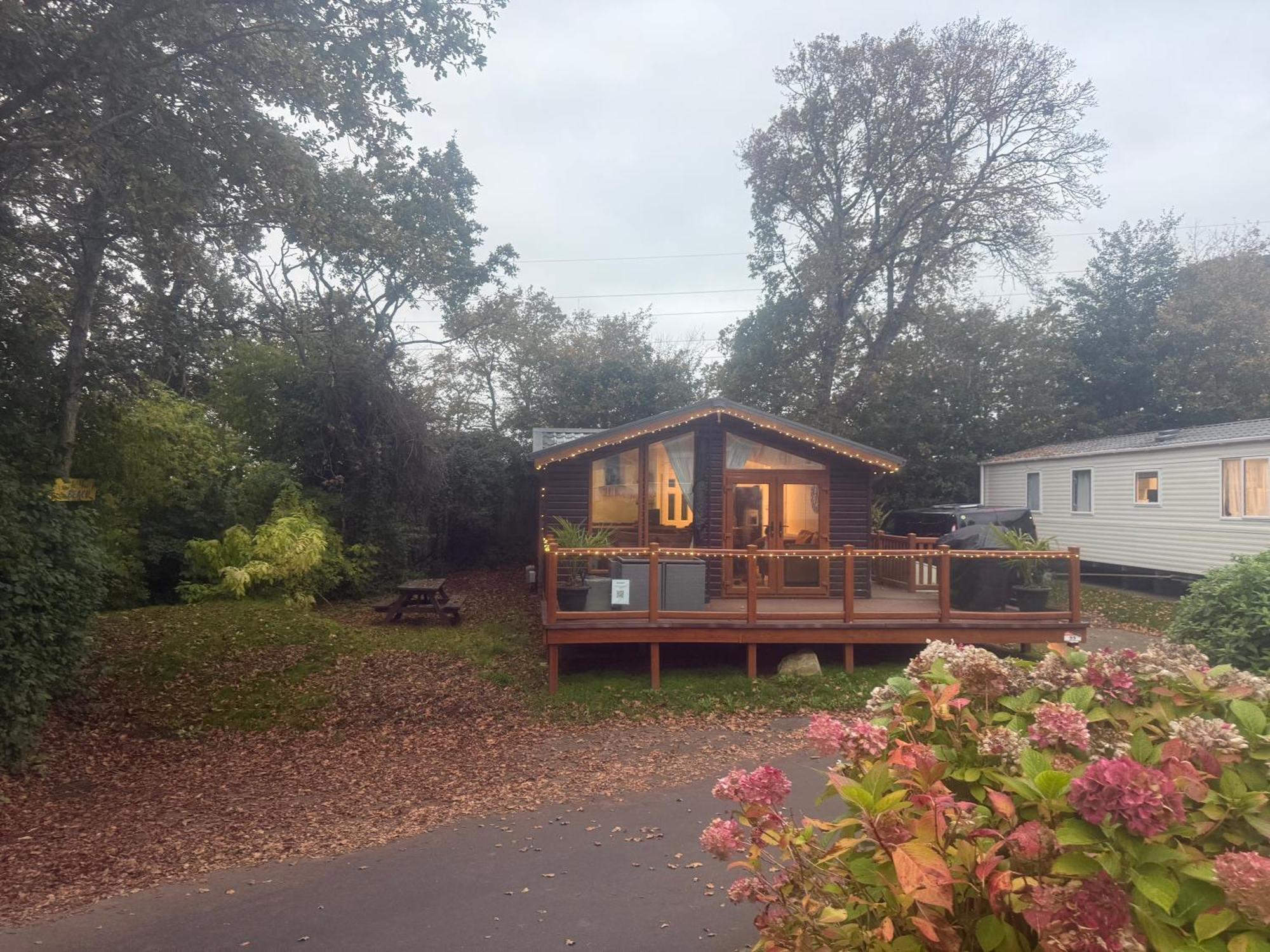 Falcove - 3 Bedroom Luxury Lodge, 5g Wifi, Full Sky Tv, Free Parking & Close To Apartment Poole