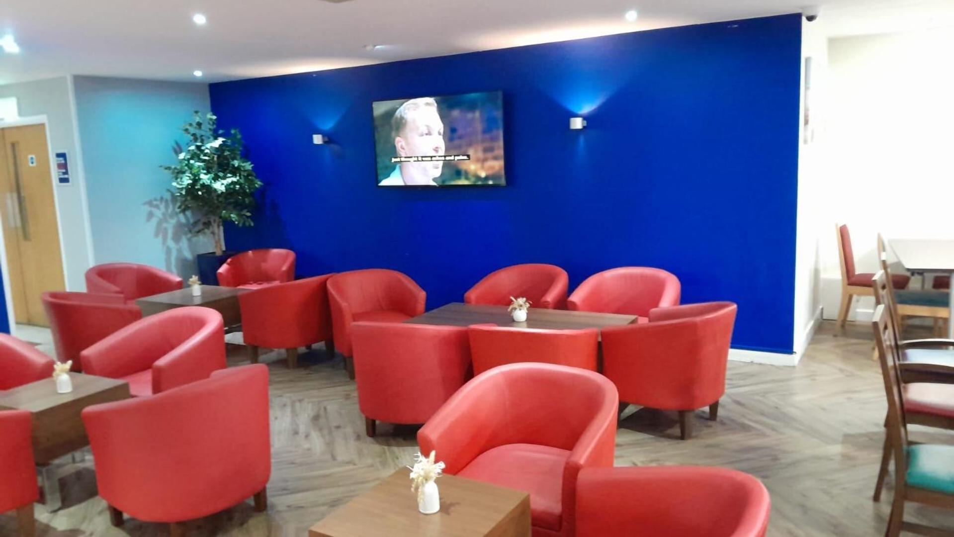 Express By Ihg Hotel 3*