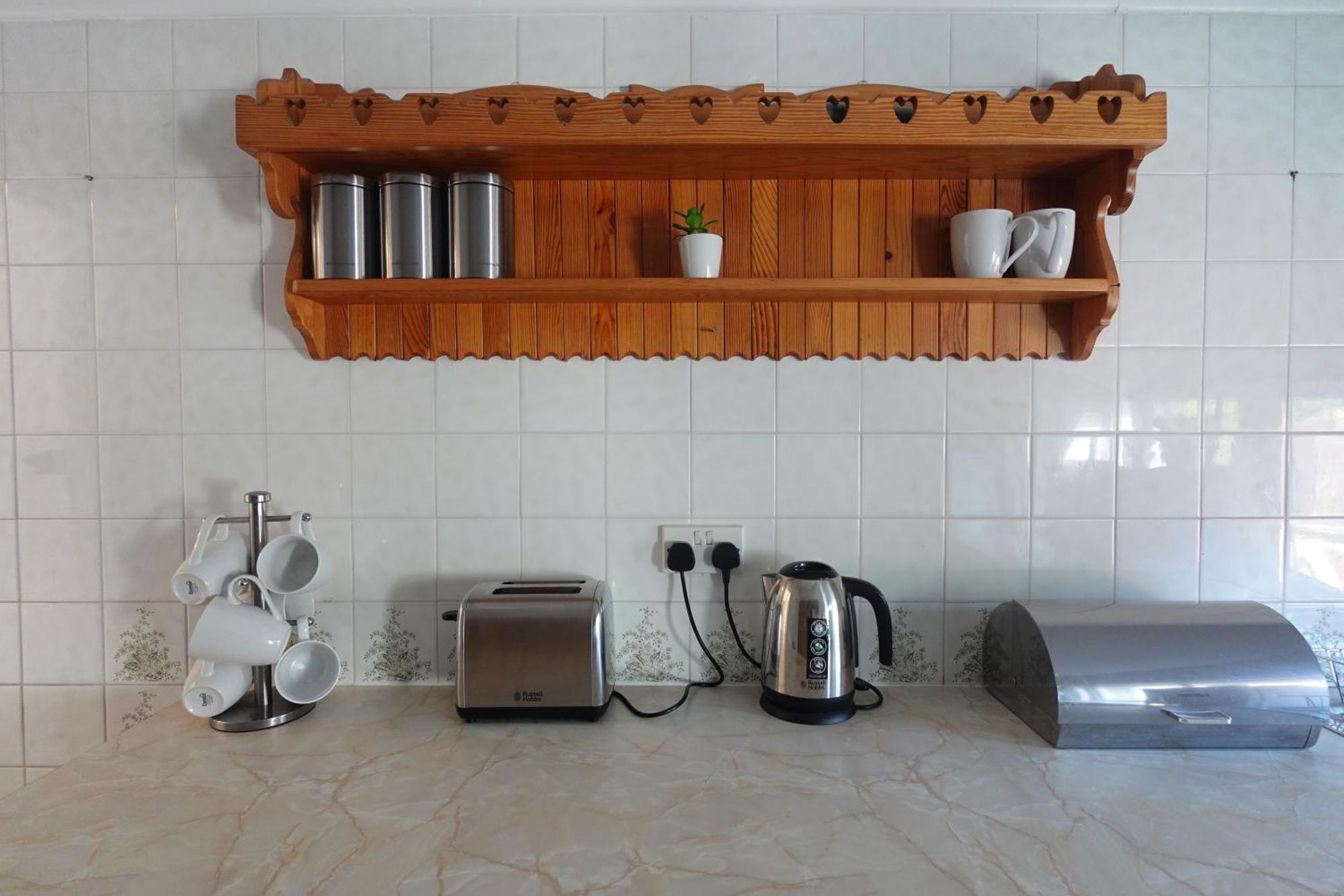 In Canford Cliffs Close To Sandbanks Beach Apartment *