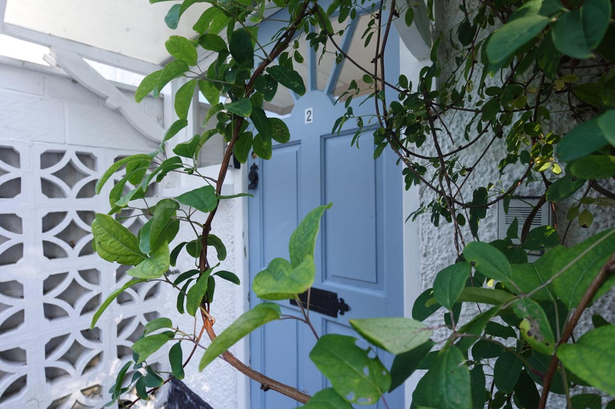 In Canford Cliffs Close To Sandbanks Beach *
